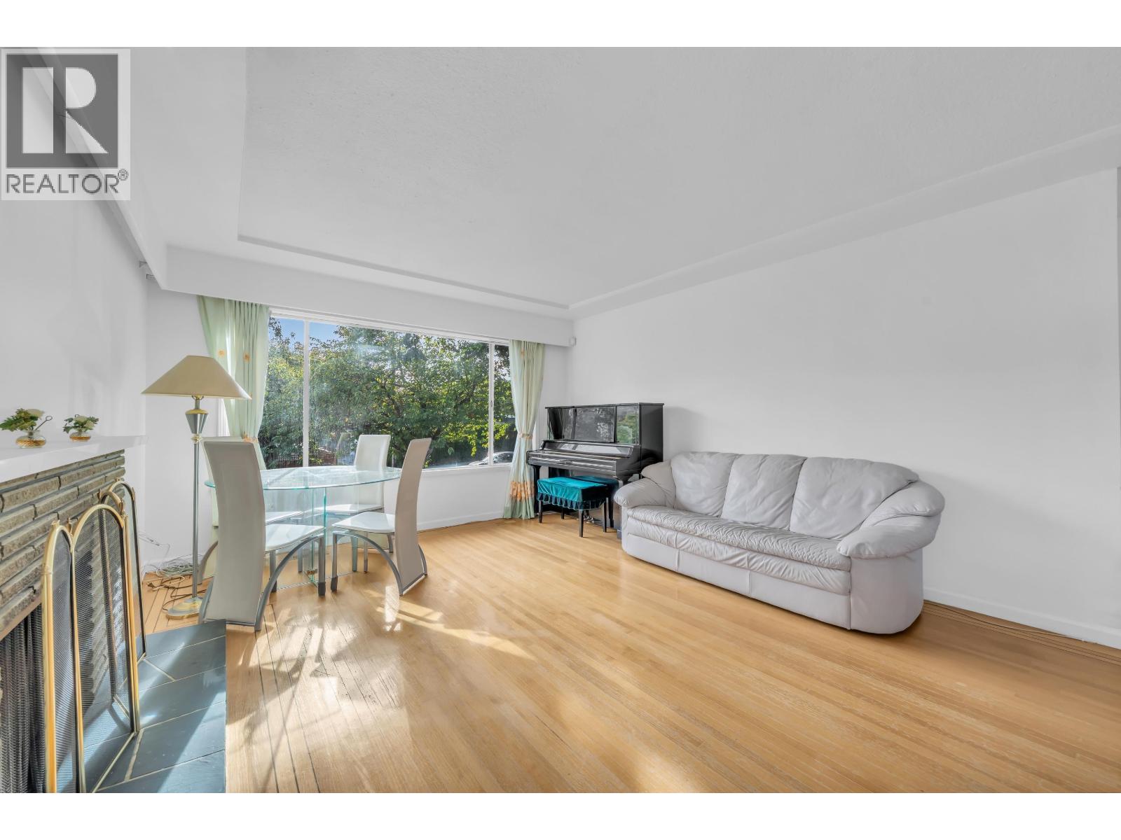 3631 Wellington Avenue Property Photo 13