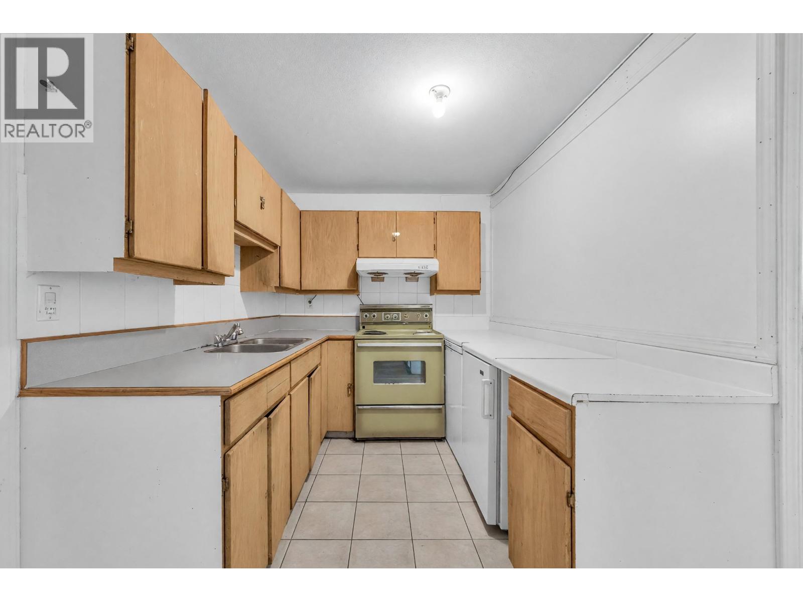 3631 Wellington Avenue Property Photo 33