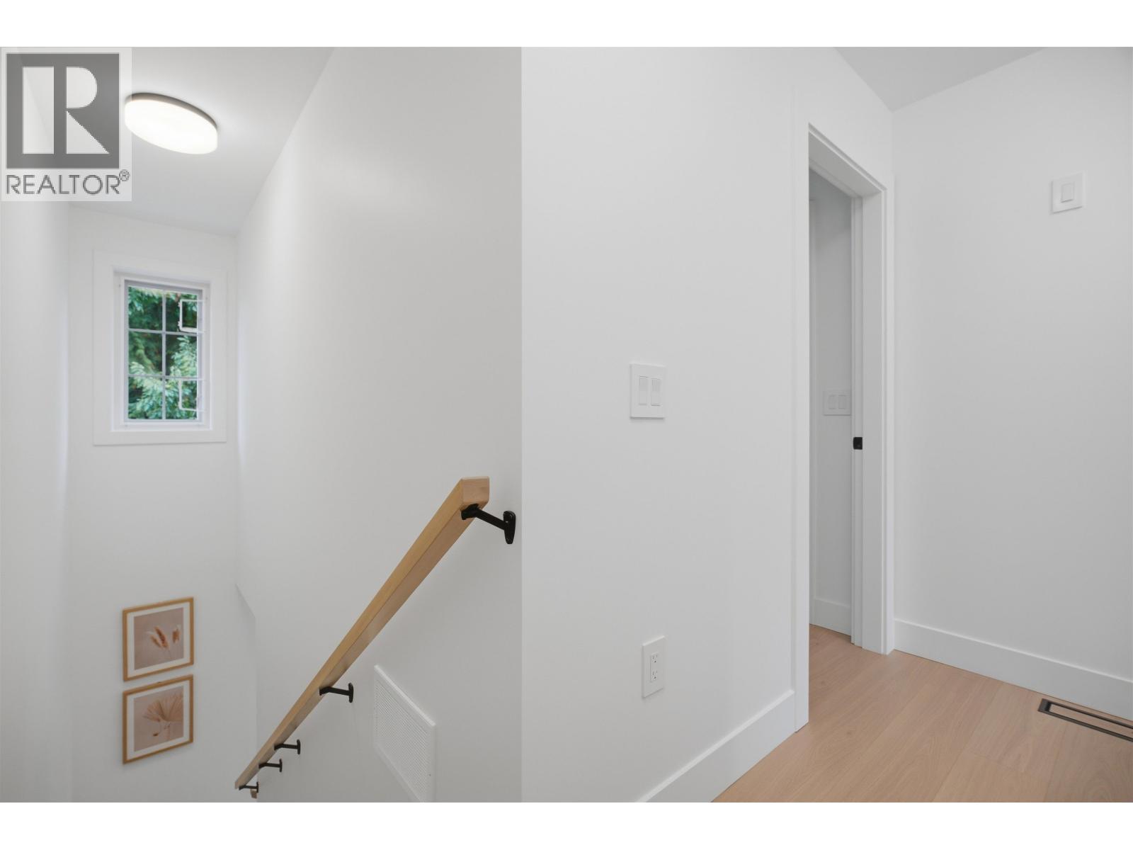 2 2807 St Andrews Street Property Photo 15