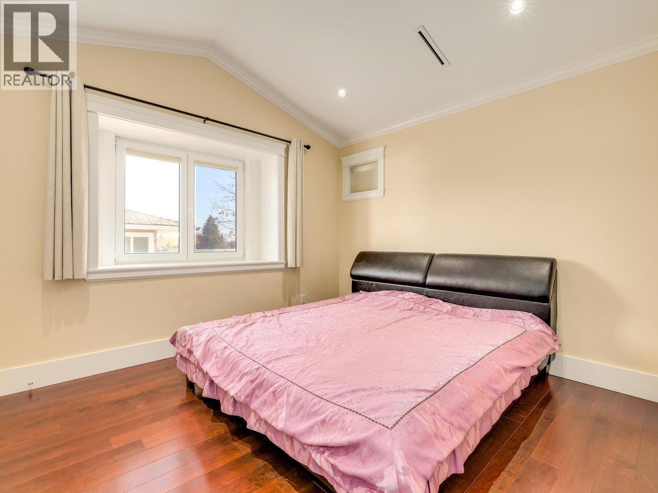 6296 Aubrey Street Property Photo 21