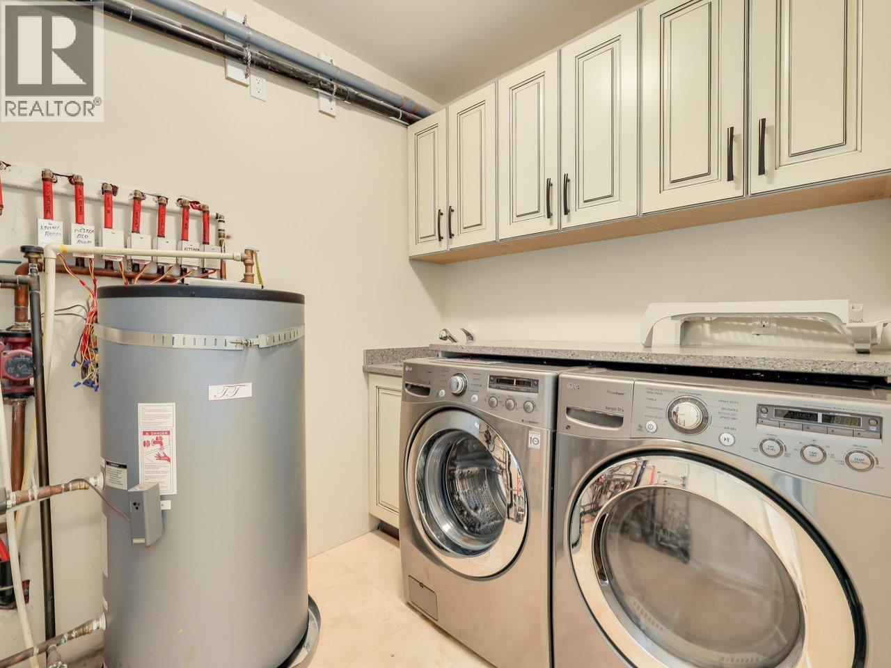 6296 Aubrey Street Property Photo 27