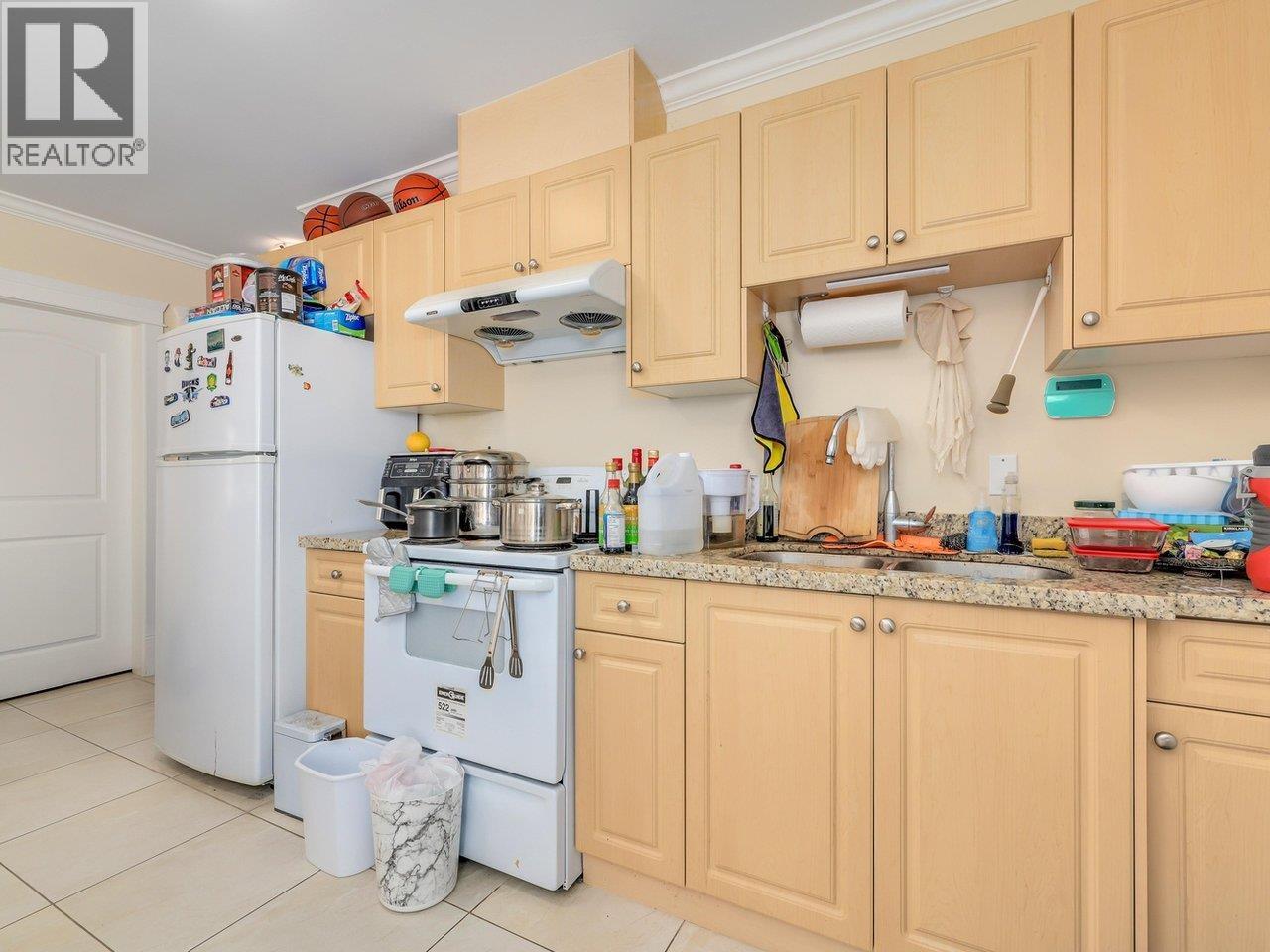 6296 Aubrey Street Property Photo 35