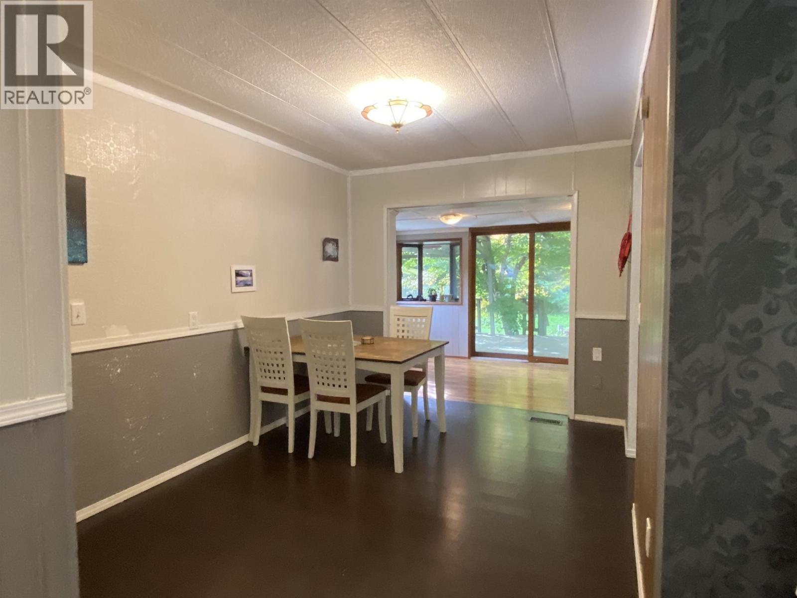 3927 Crescentview Avenue Property Photo 13