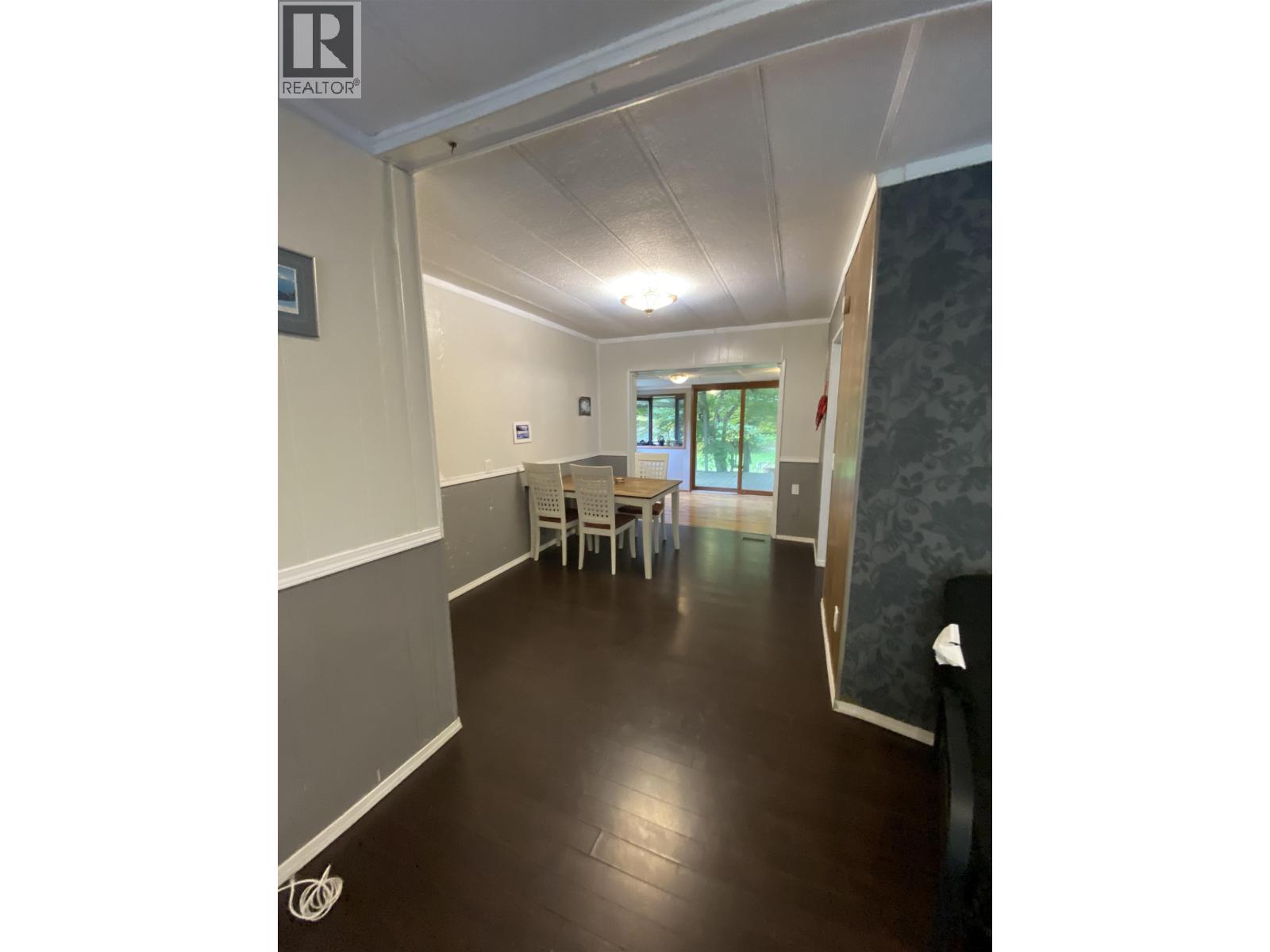3927 Crescentview Avenue Property Photo 25