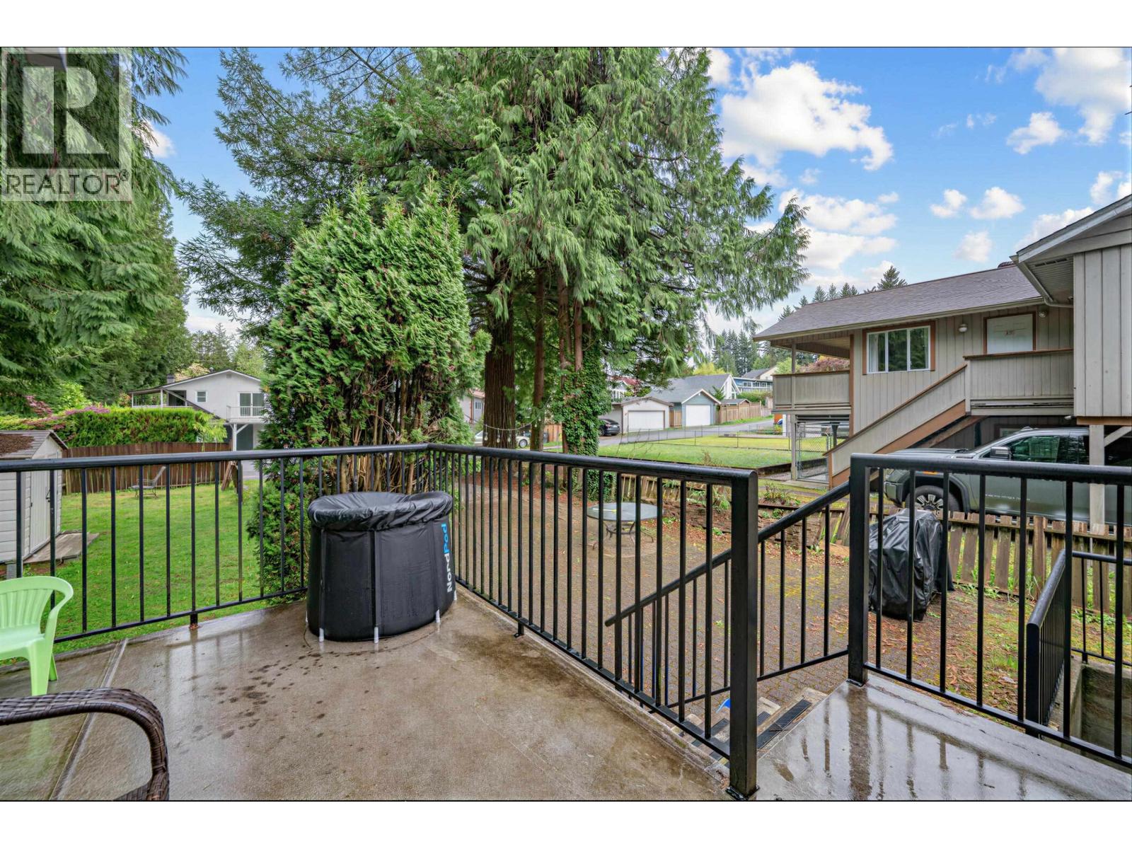 1095 E 29th Street Property Photo 24
