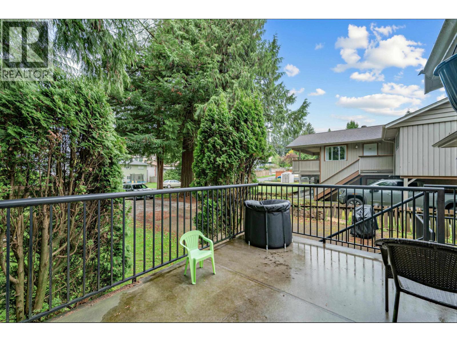 1095 E 29th Street Property Photo 25