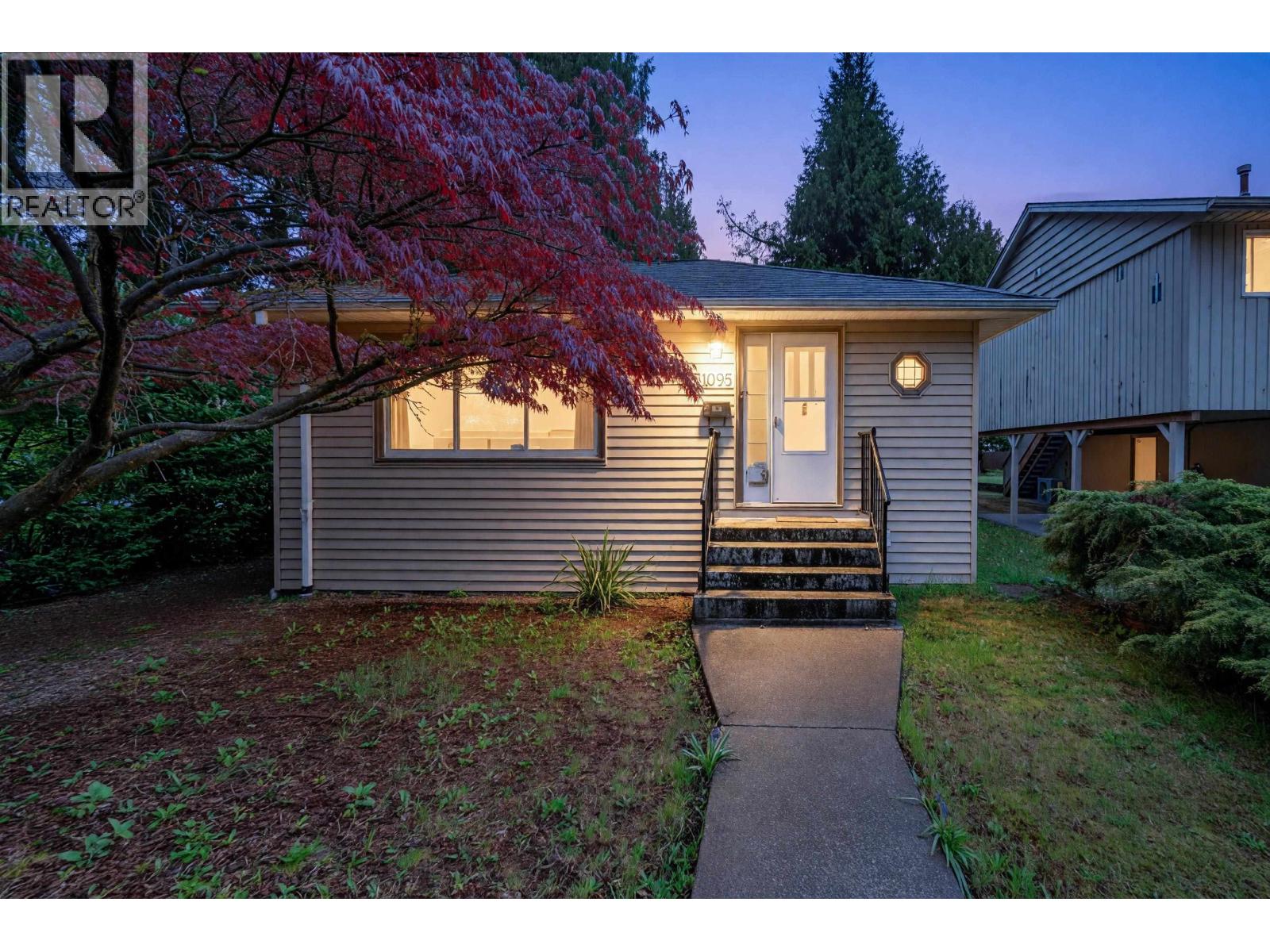 1095 E 29th Street Property Photo 34
