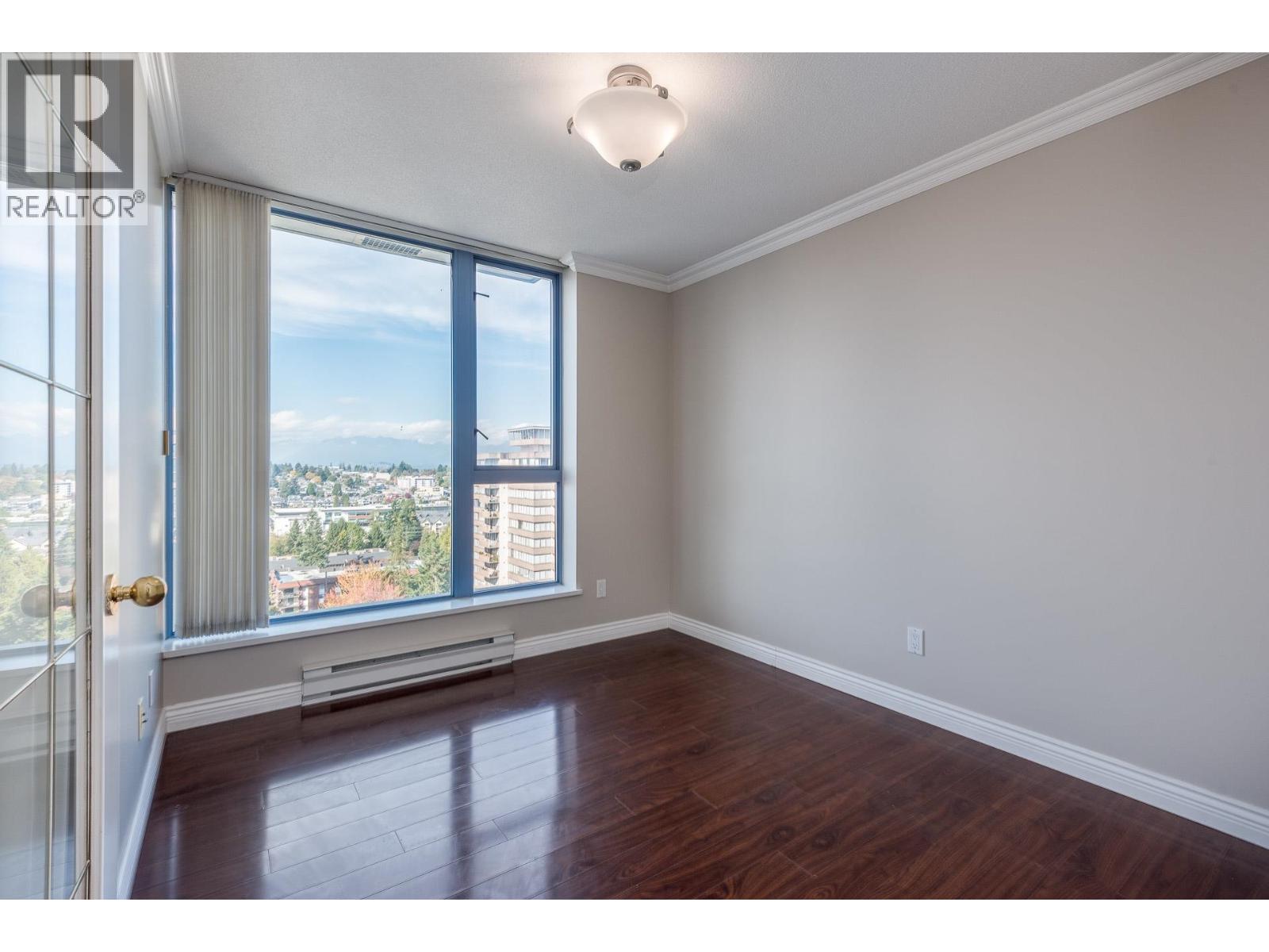 1701 739 Princess Street Property Photo 16
