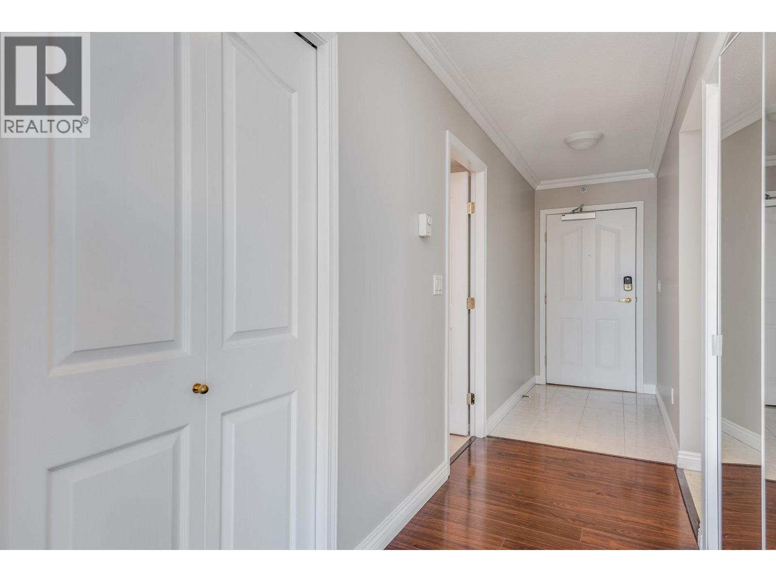 1701 739 Princess Street Property Photo 17