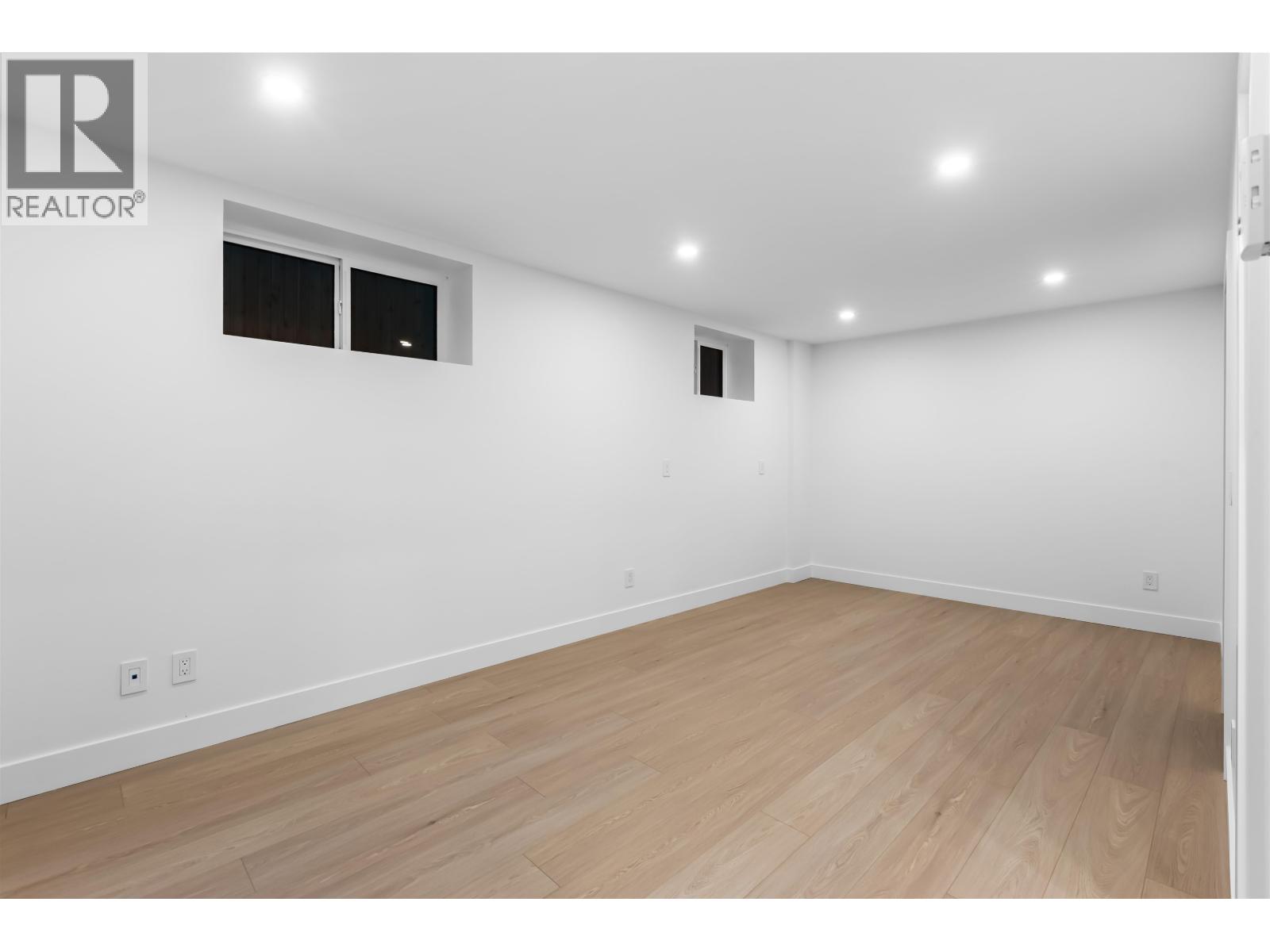 2 6831 Salisbury Avenue Property Photo 18