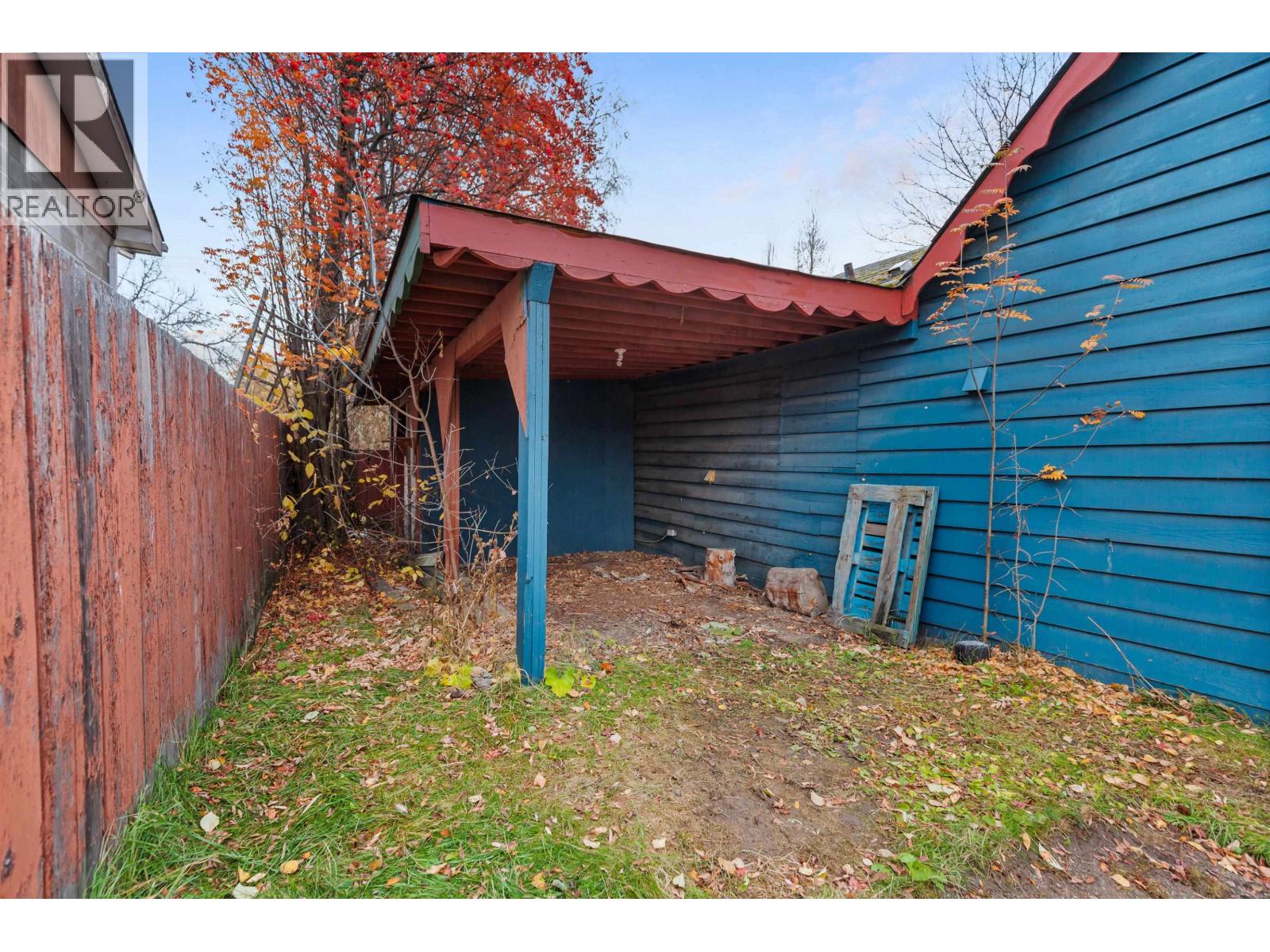 242 Douglas Street Property Photo 20