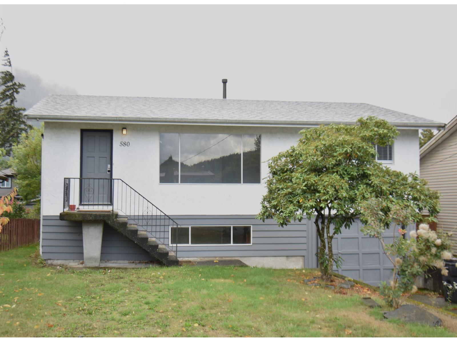 580 Rupert Street Property Photo 1