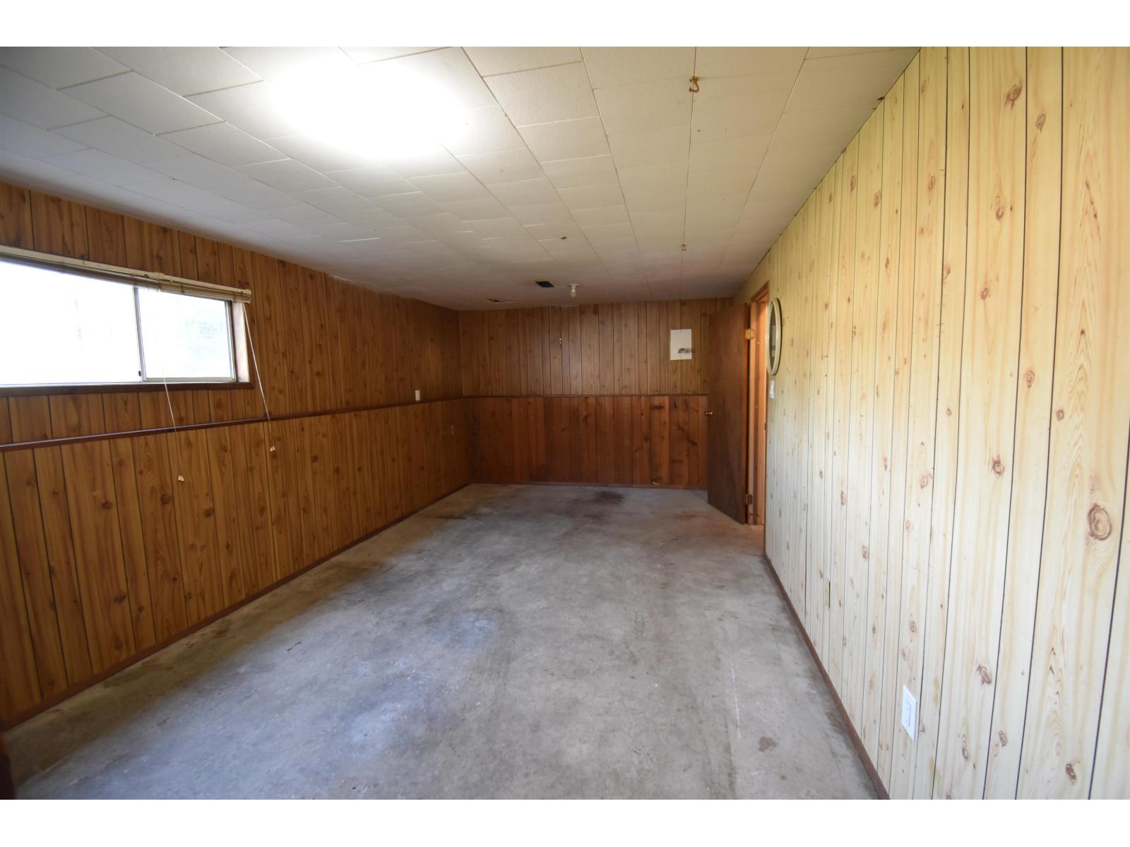 580 Rupert Street Property Photo 16