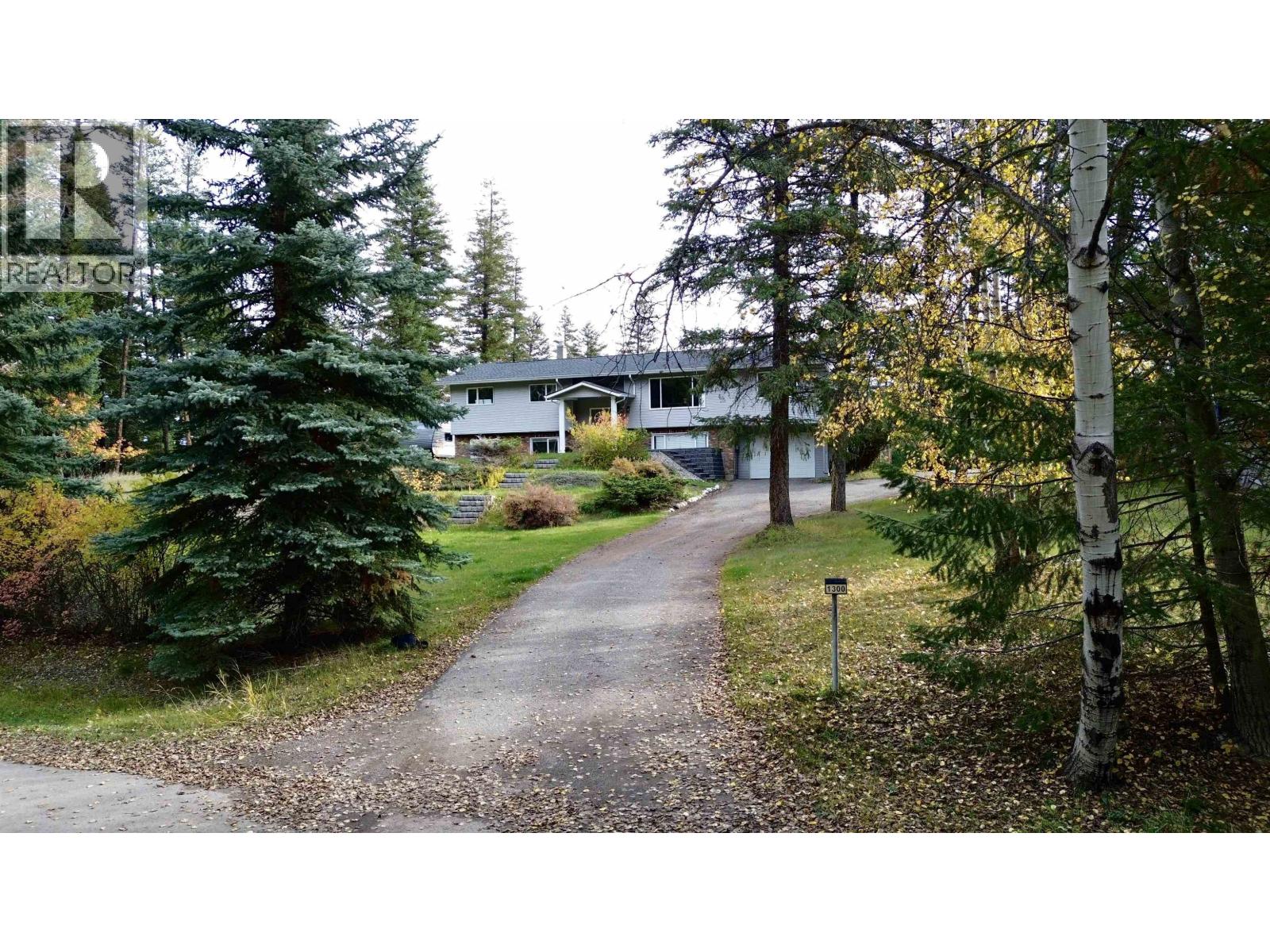 1300 Gun-a-noot Trail Property Photo 2