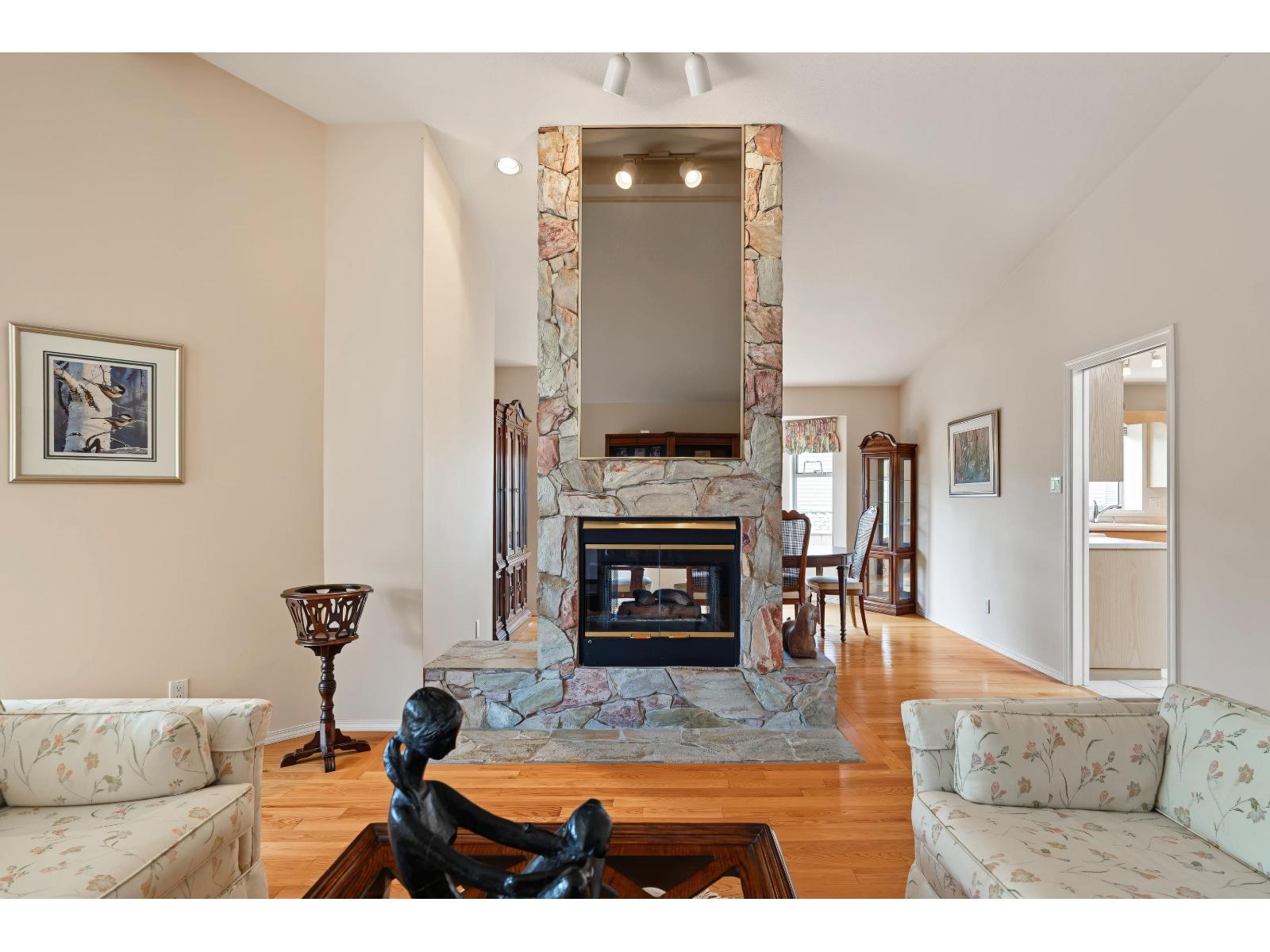 16155 16a Avenue Property Photo 2