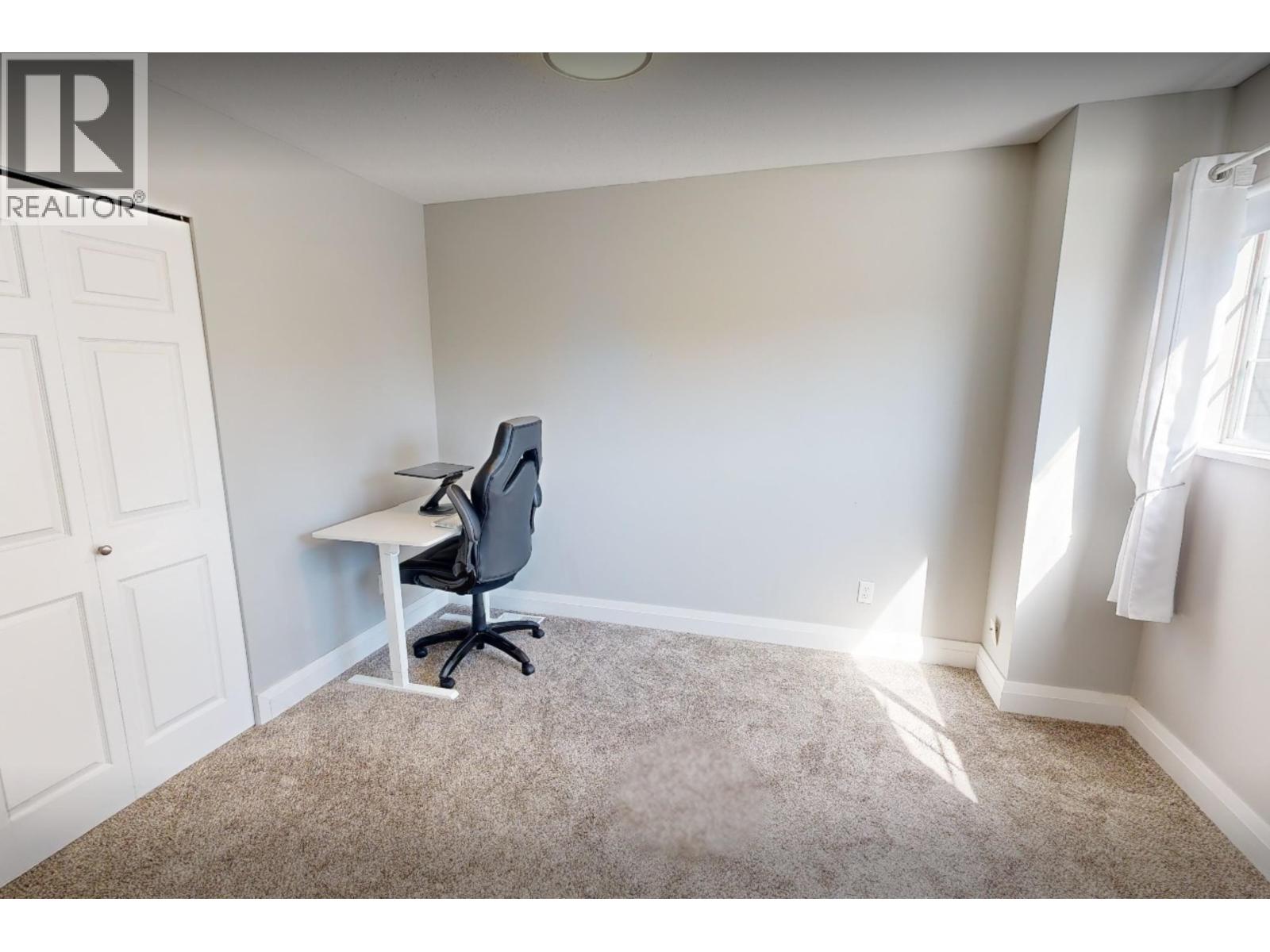 23423 Sandpiper Avenue Property Photo 28