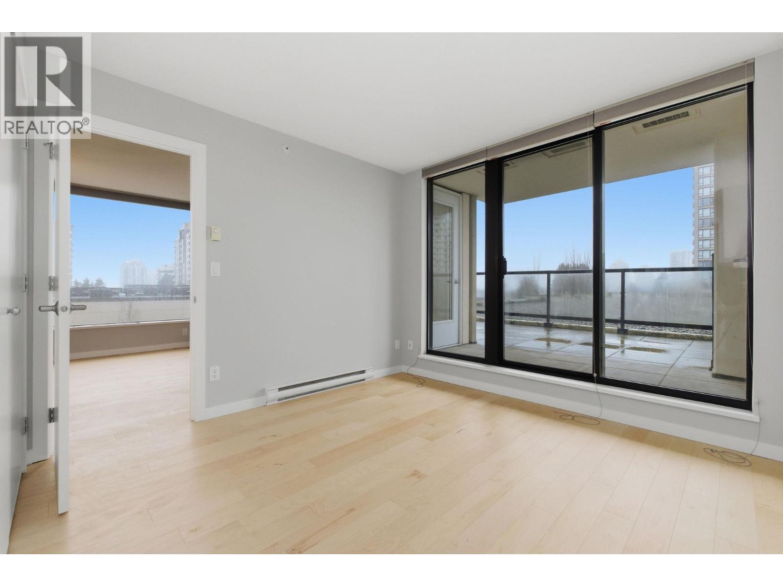 607 7063 Hall Avenue Property Photo 13
