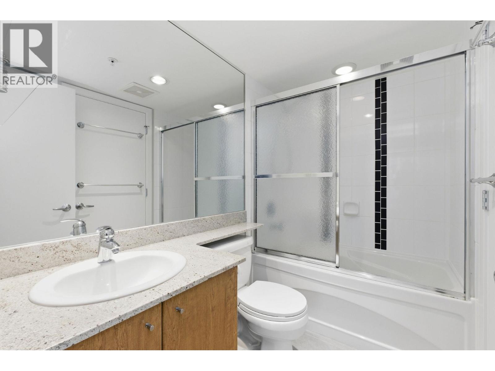607 7063 Hall Avenue Property Photo 16