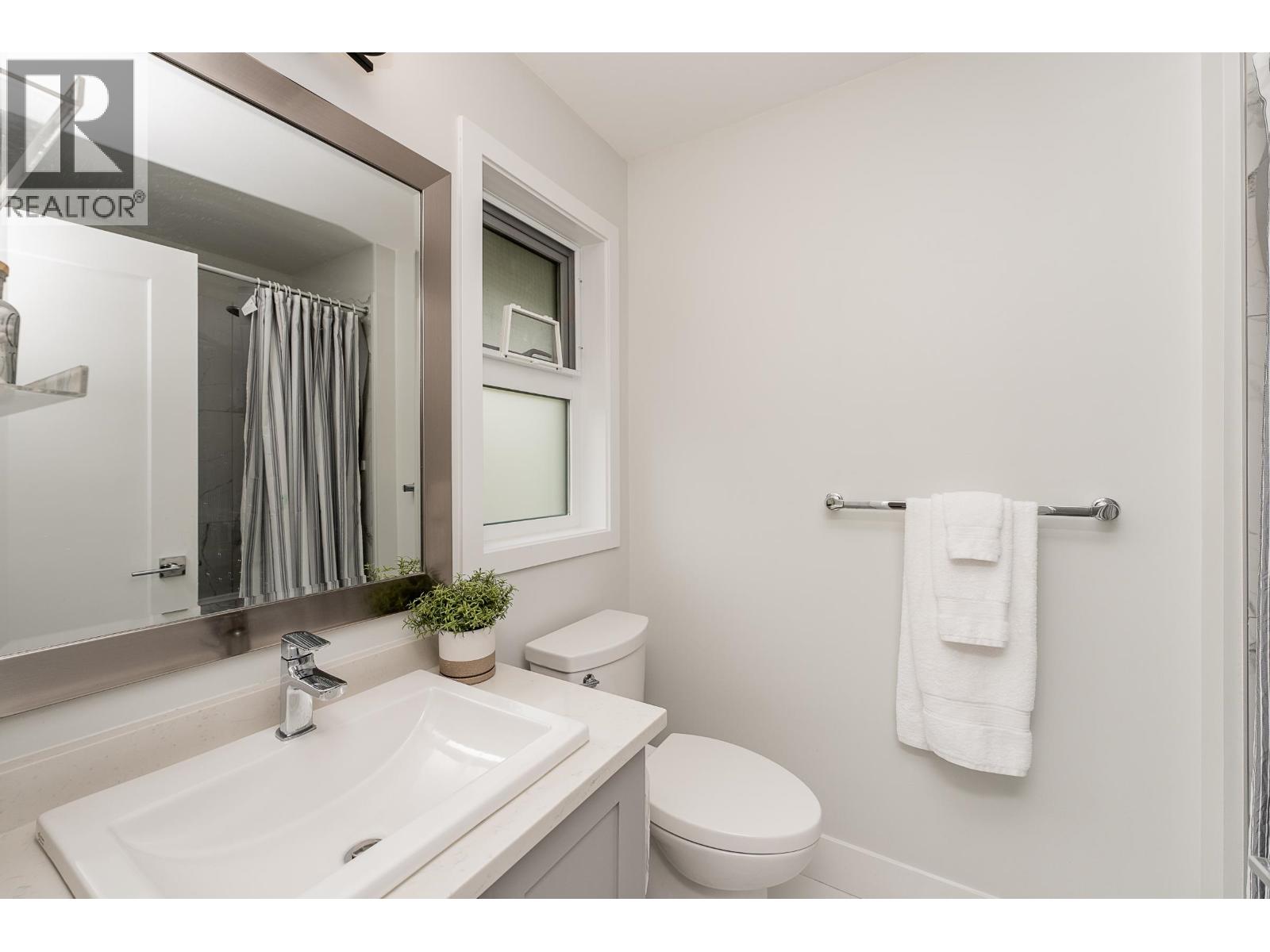 1446 Mitchell Street Property Photo 23