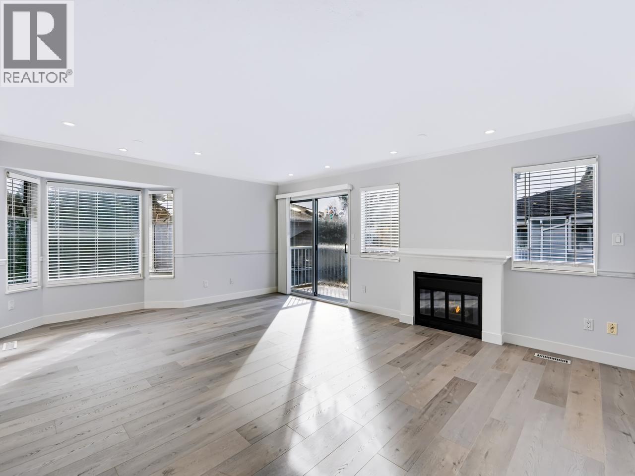 34 7040 Williams Road Property Photo 10