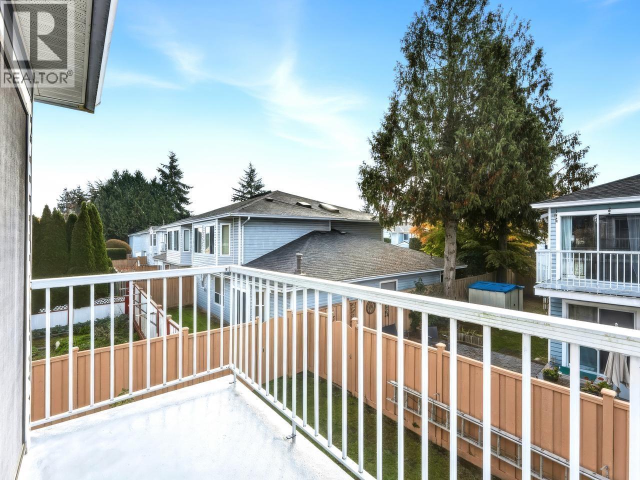 34 7040 Williams Road Property Photo 11
