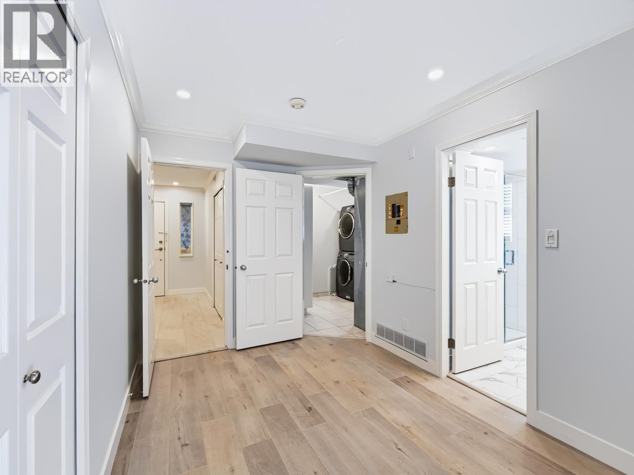 34 7040 Williams Road Property Photo 18