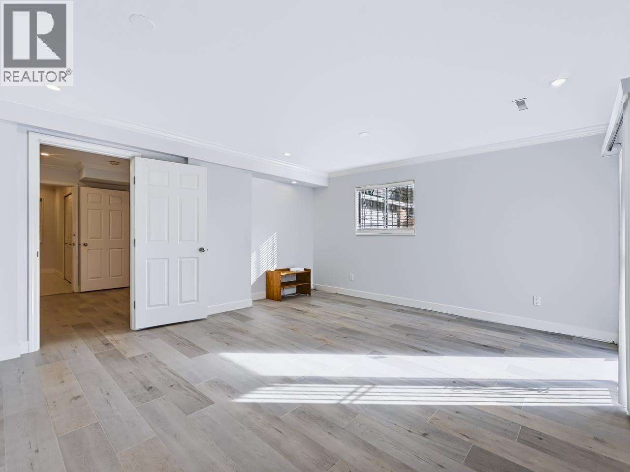 34 7040 Williams Road Property Photo 21