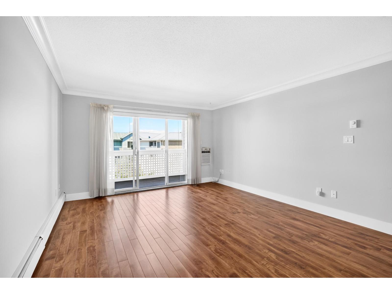 311 32833 Landeau Place Property Photo 6