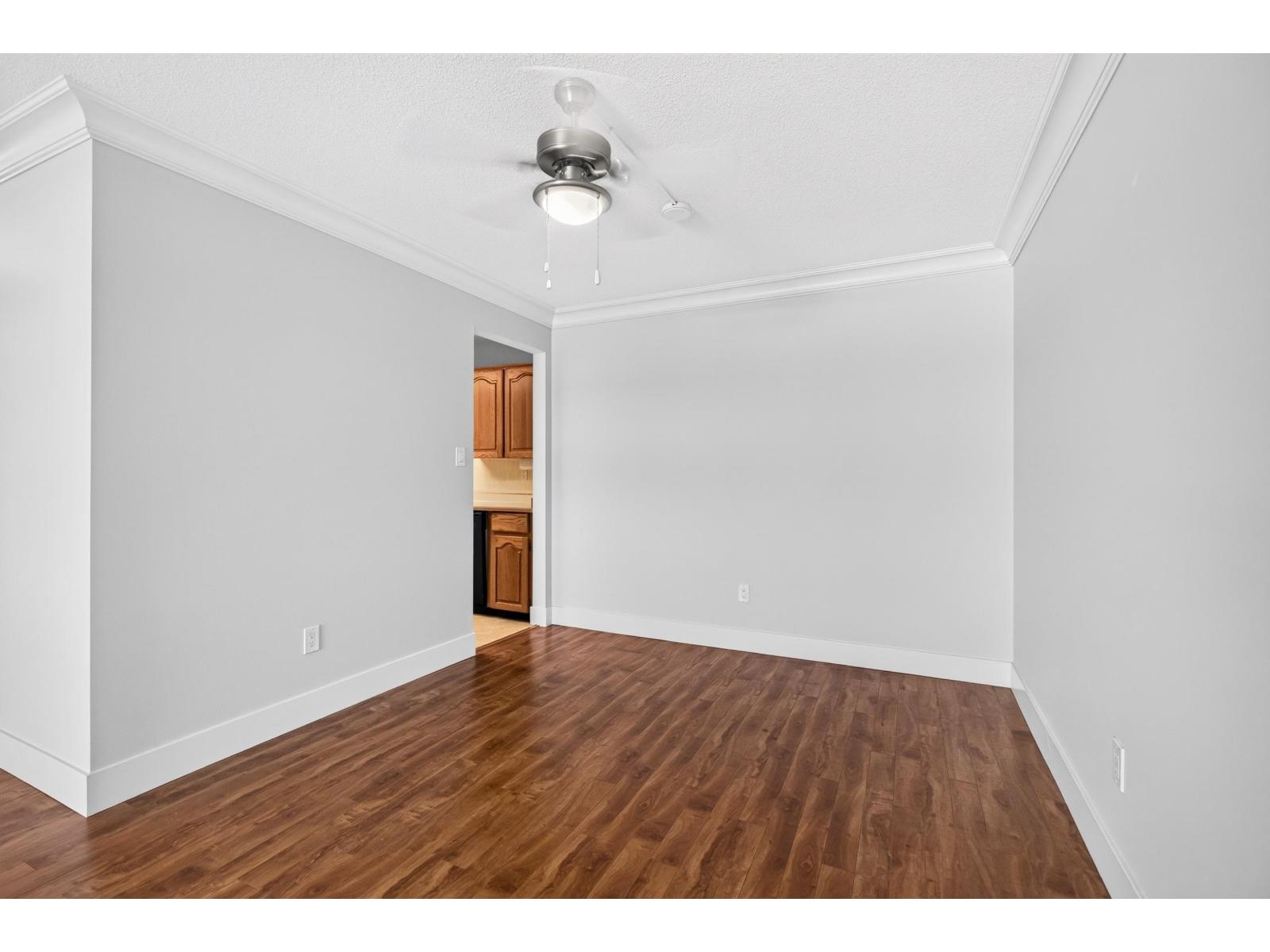311 32833 Landeau Place Property Photo 8