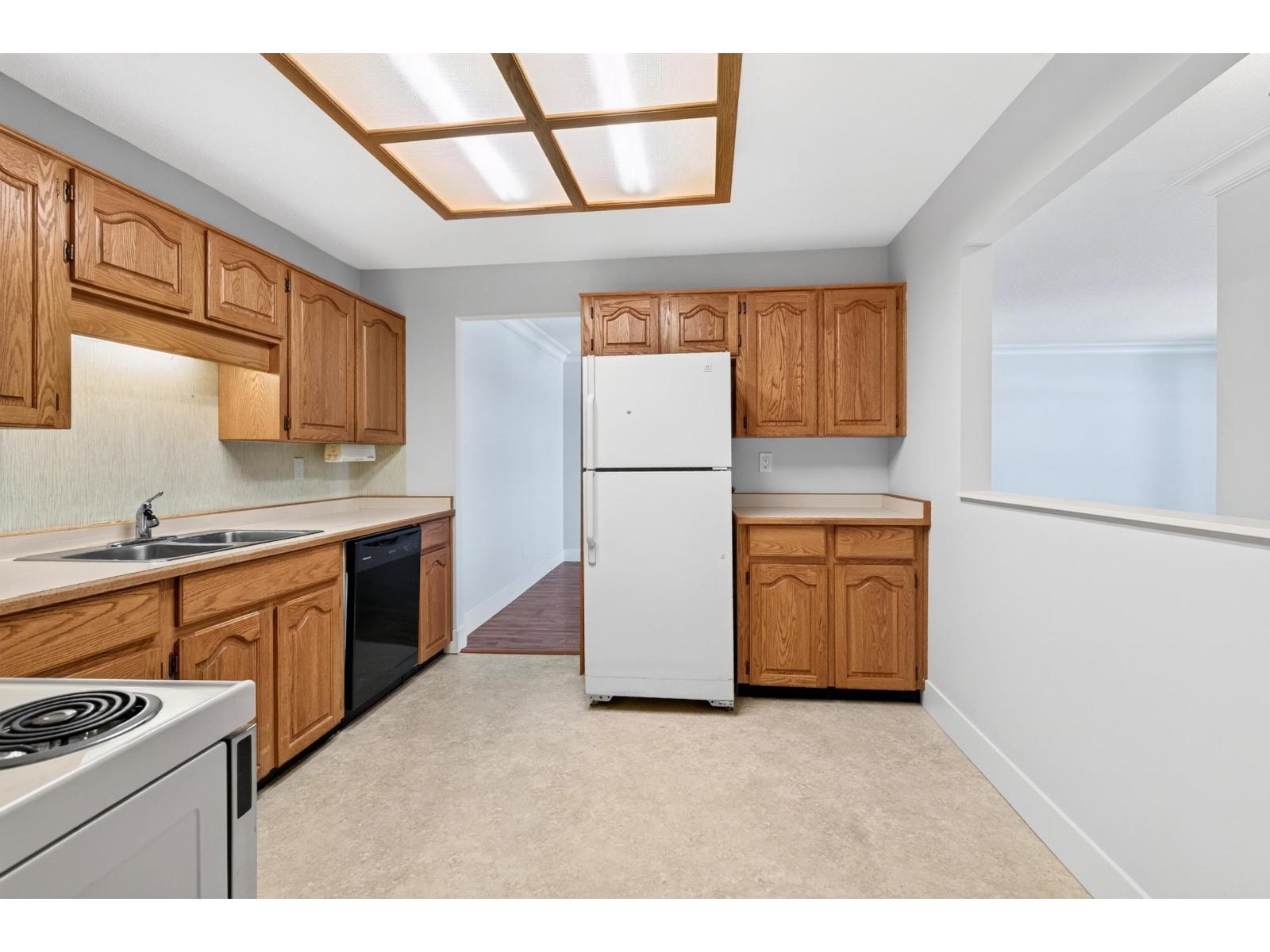 311 32833 Landeau Place Property Photo 9
