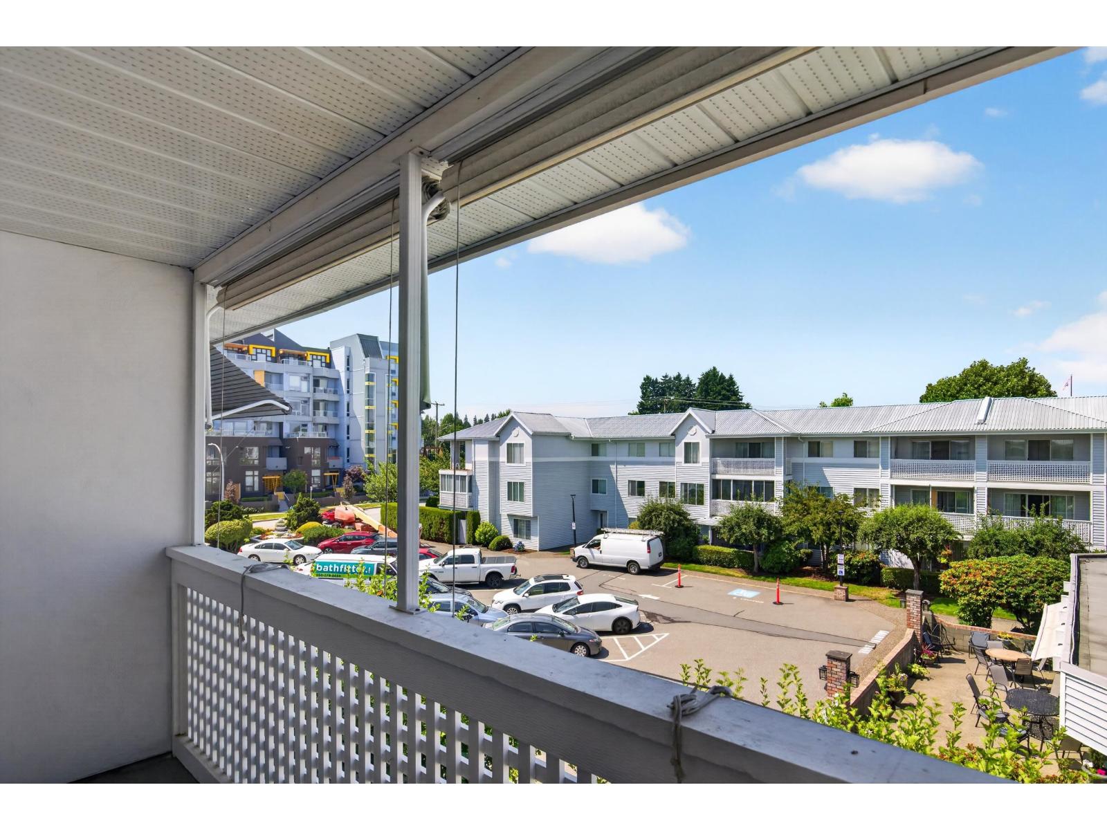 311 32833 Landeau Place Property Photo 16