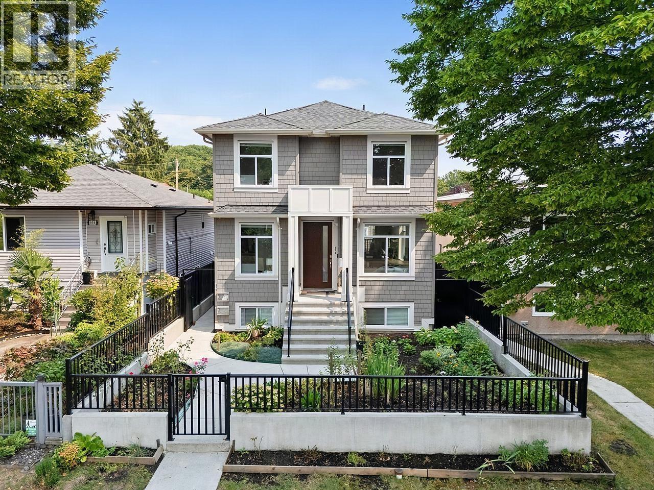 636 Cassiar Street Property Photo 1