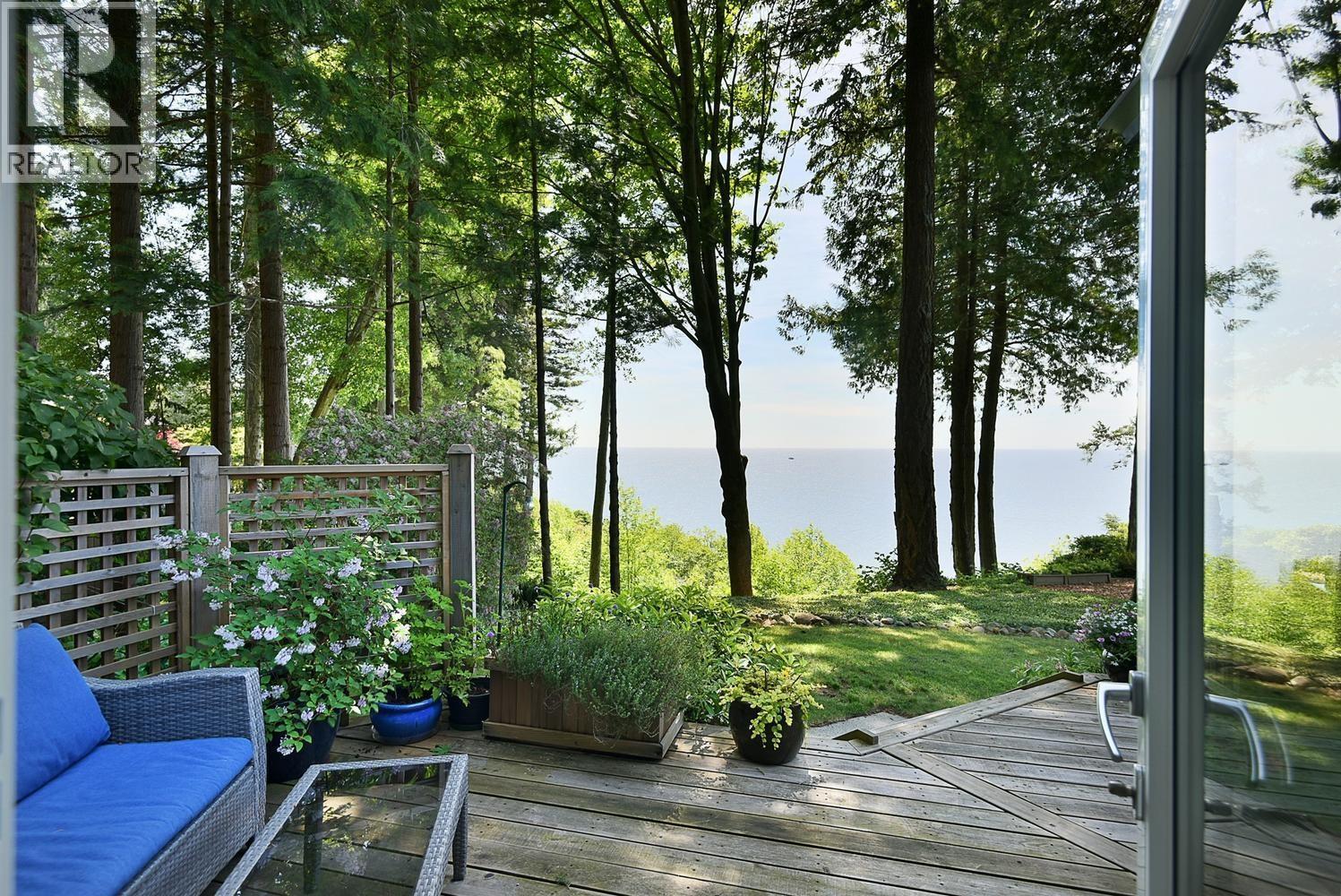 7647 Eureka Place Property Photo 10