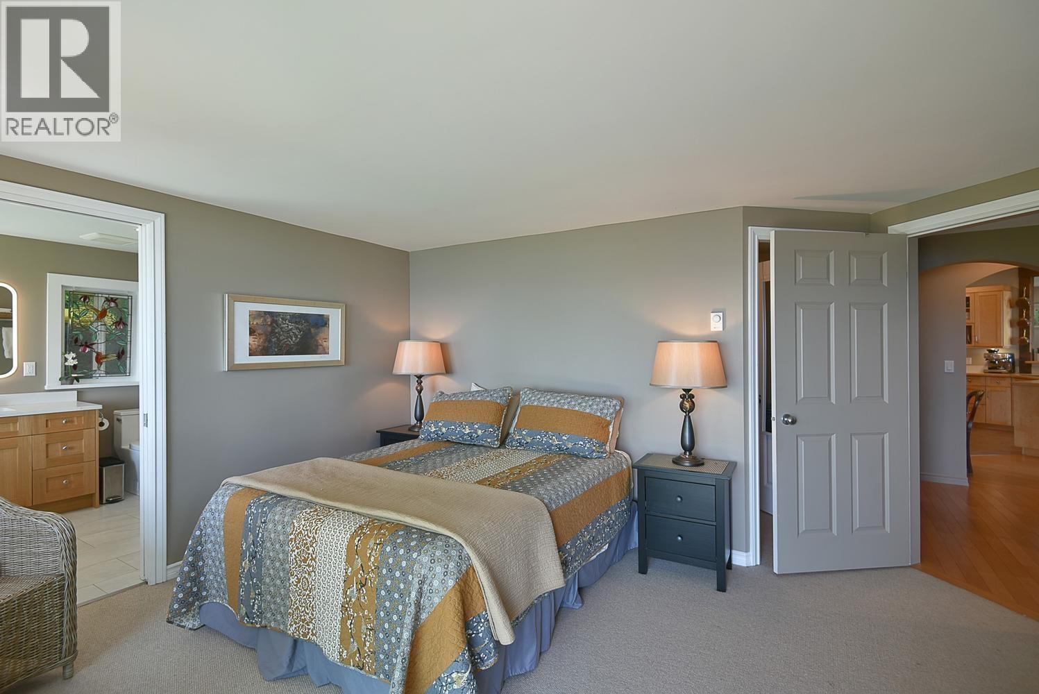 7647 Eureka Place Property Photo 24