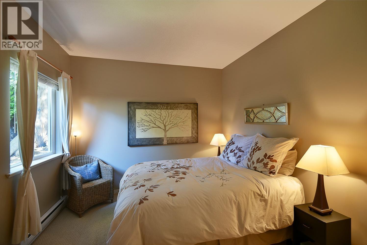 7647 Eureka Place Property Photo 28