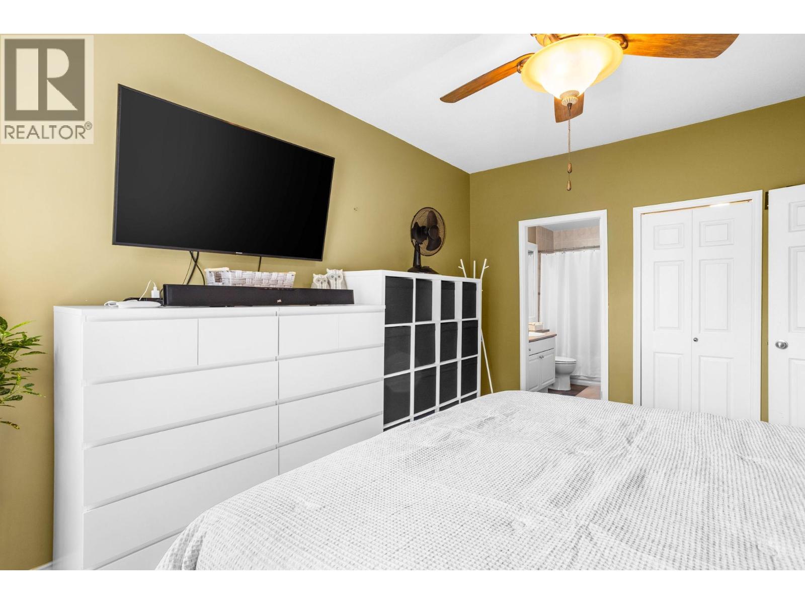 211 83 Star Crescent Property Photo 14