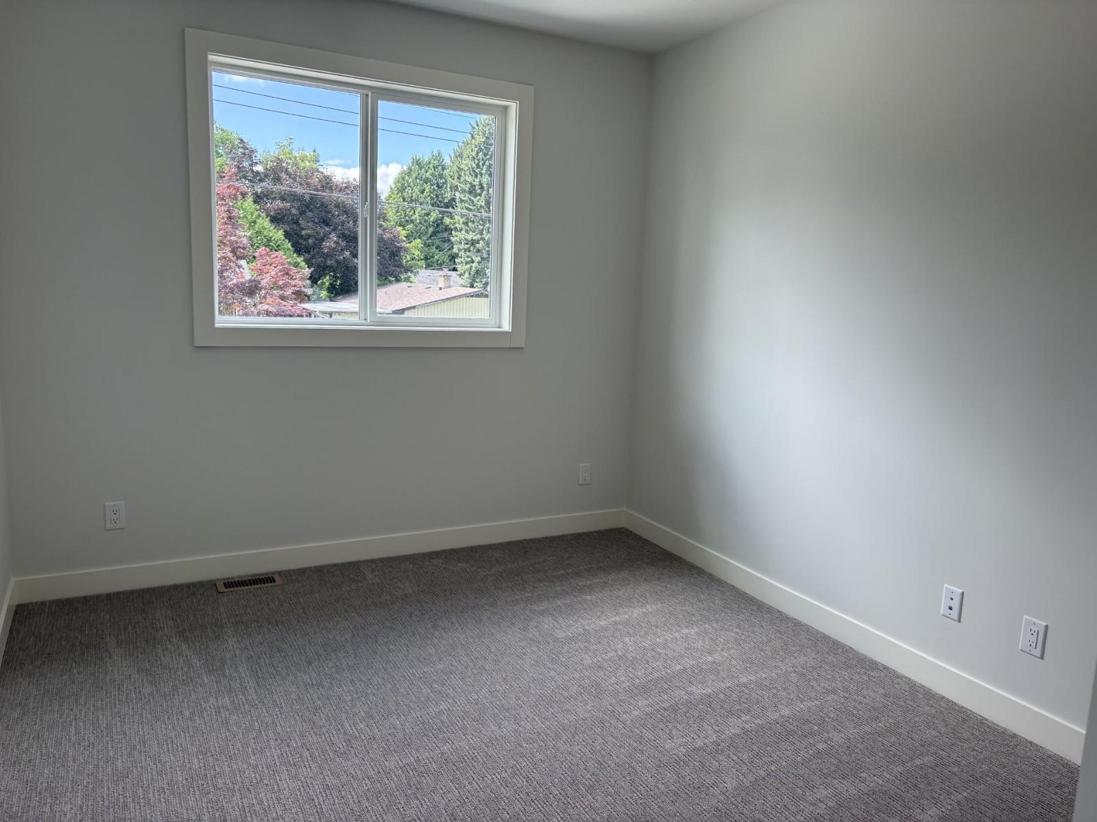 9660 Menzies Street Property Photo 11