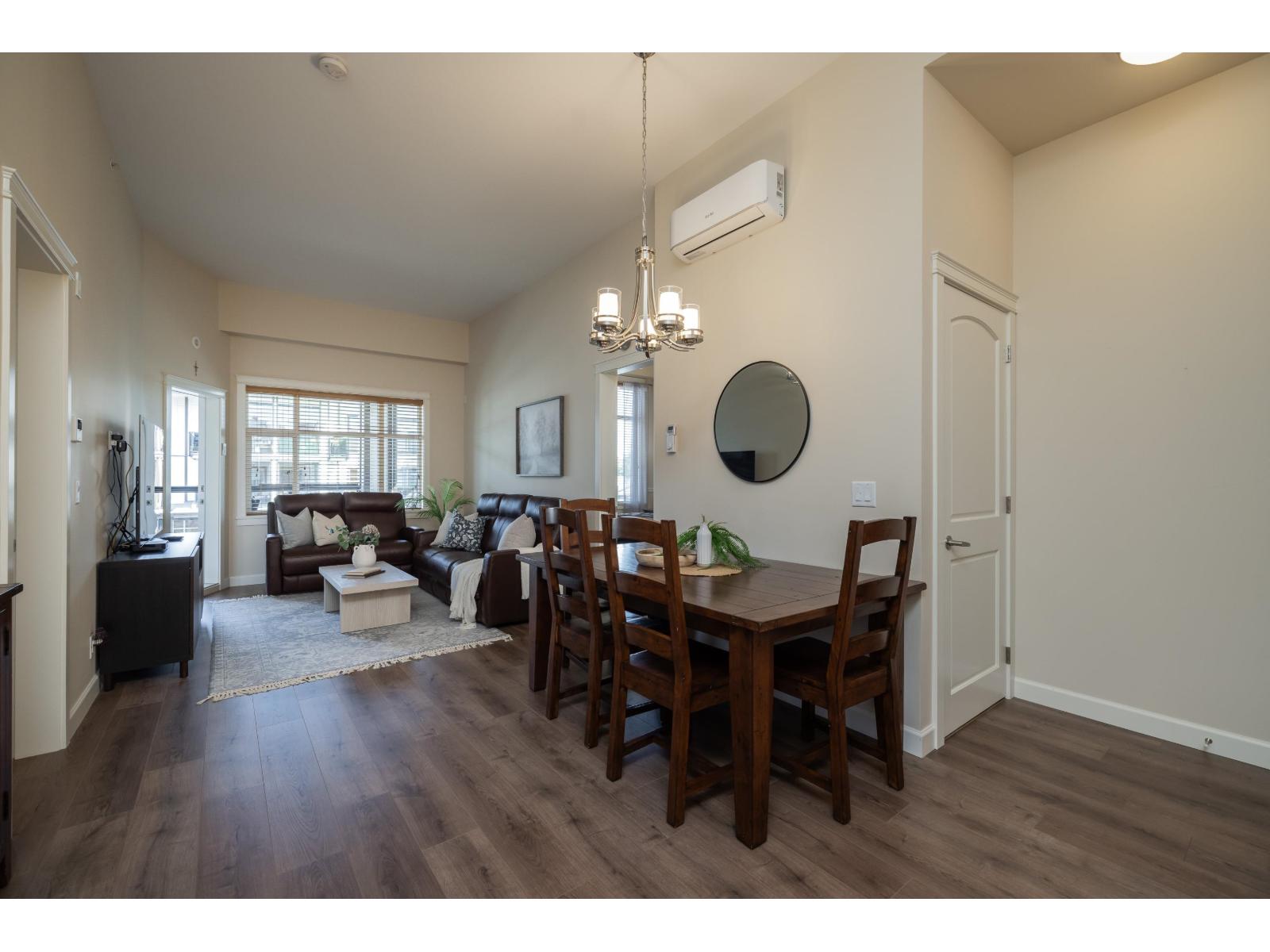 609 20325 85 Avenue Property Photo 11