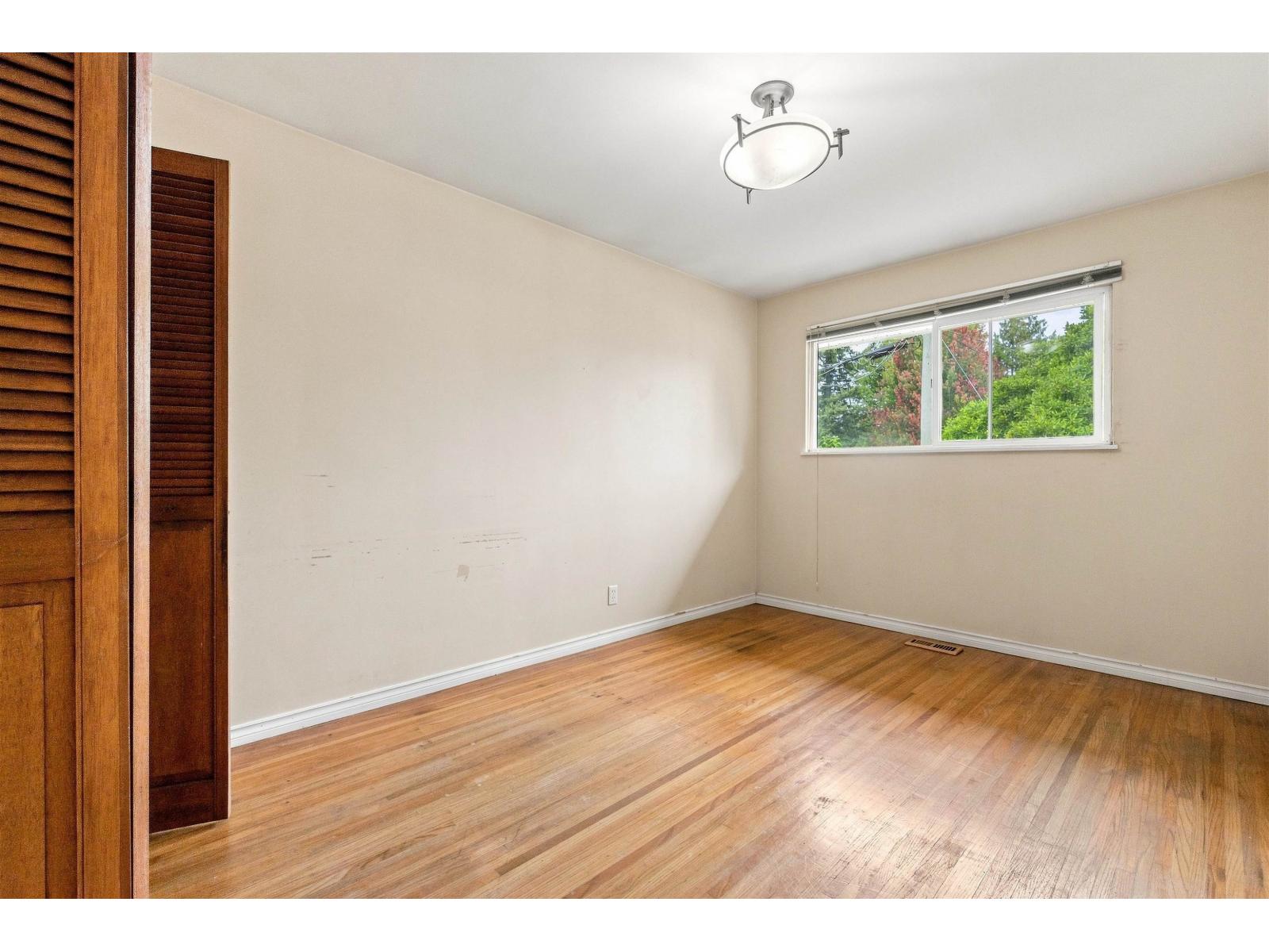 11530 95a Avenue Property Photo 15