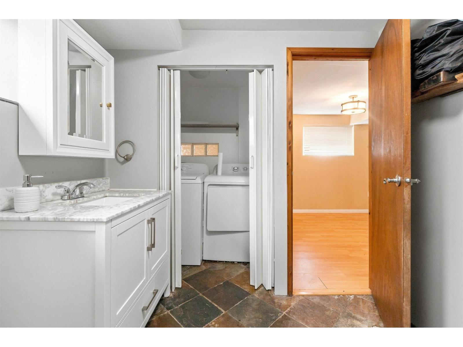 11530 95a Avenue Property Photo 33