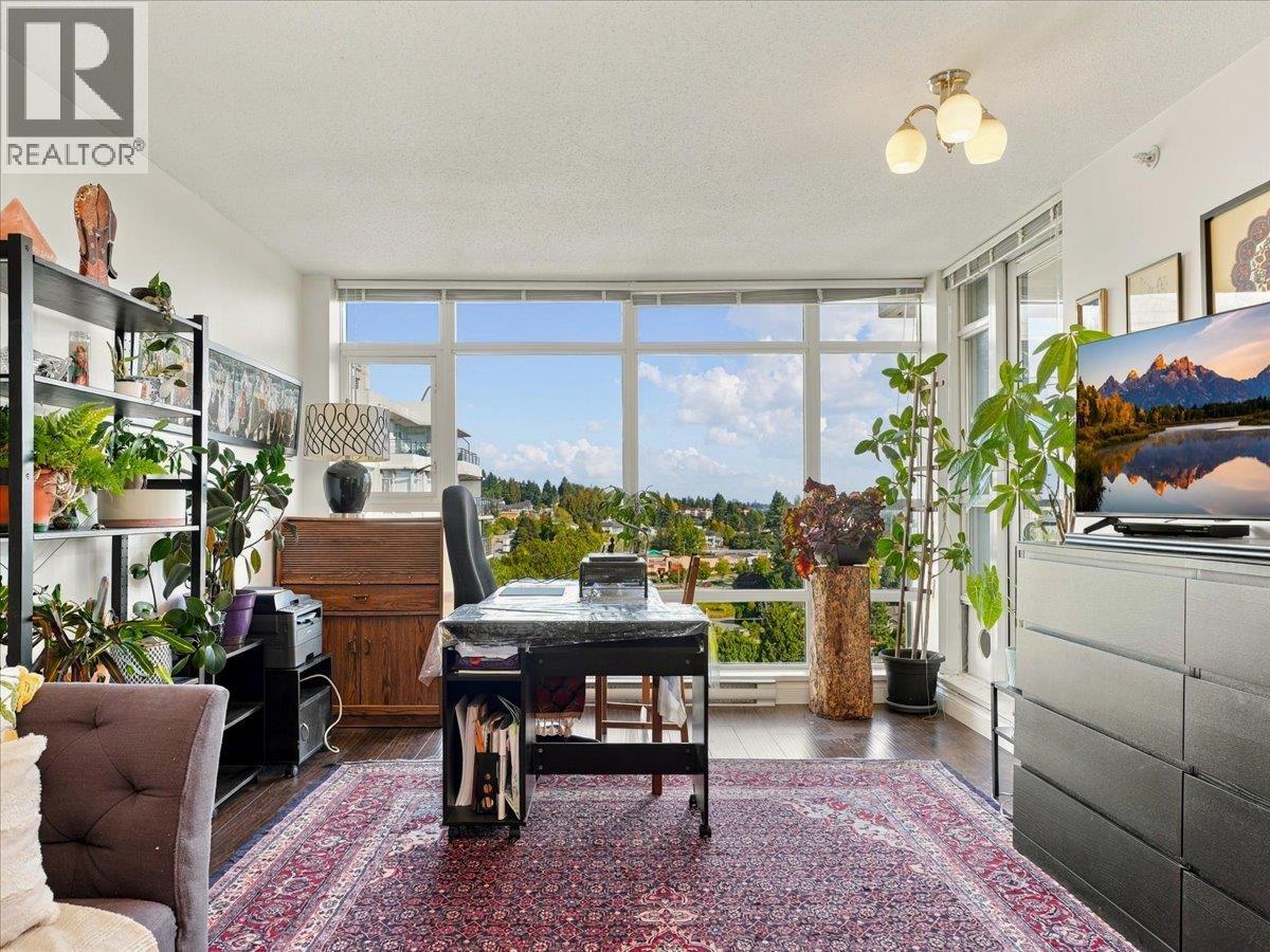 1608 555 DELESTRE AVENUE Property Photo 1
