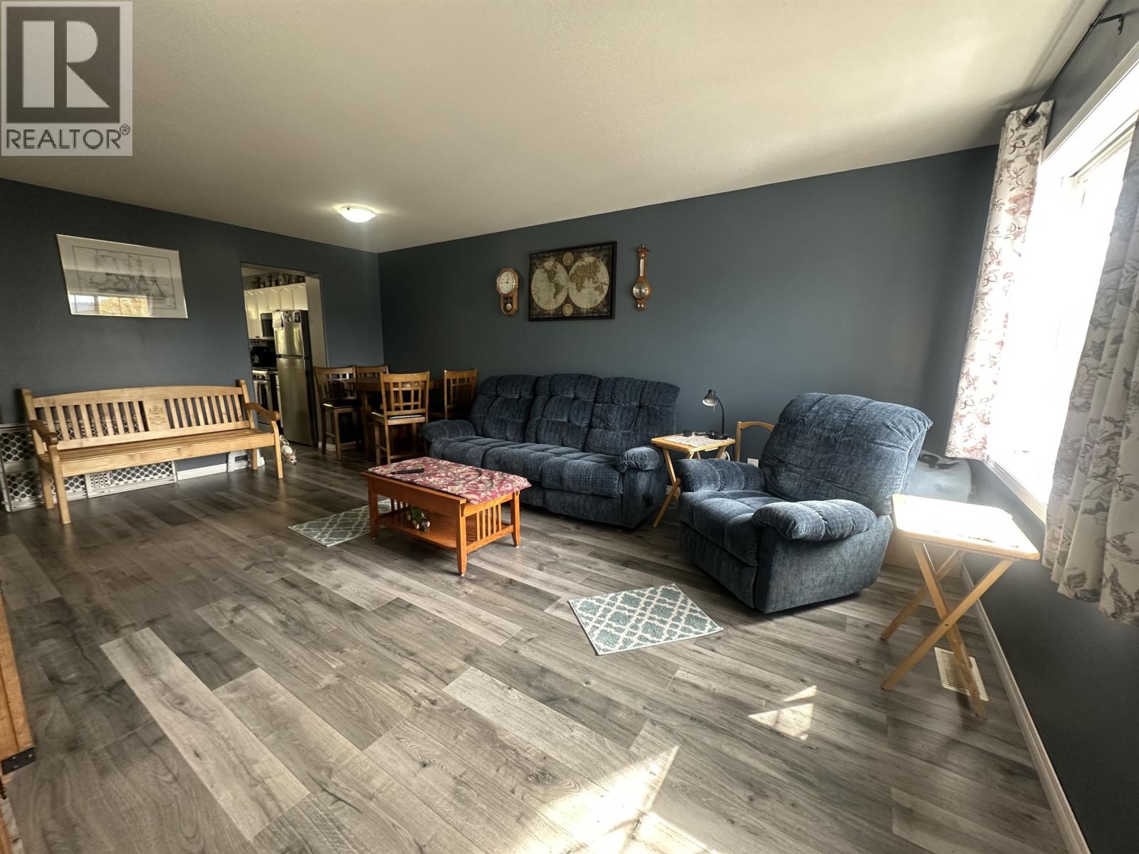 54 350 Pearkes Drive Property Photo 8