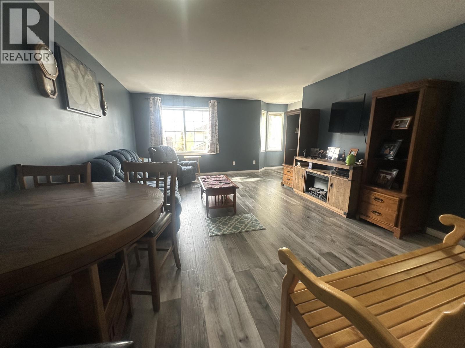 54 350 Pearkes Drive Property Photo 9