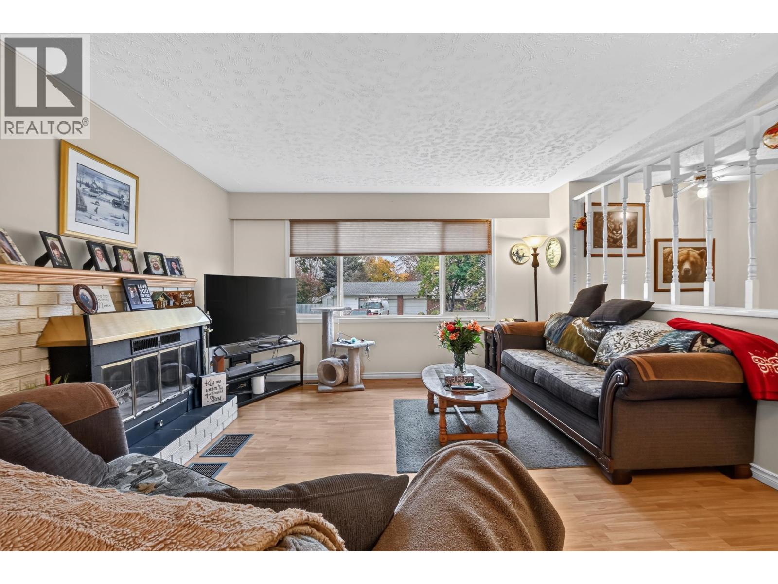 4203 Carrier Avenue Property Photo 6