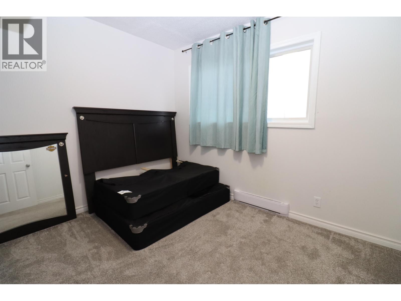 2114 Strathcona Avenue Property Photo 10