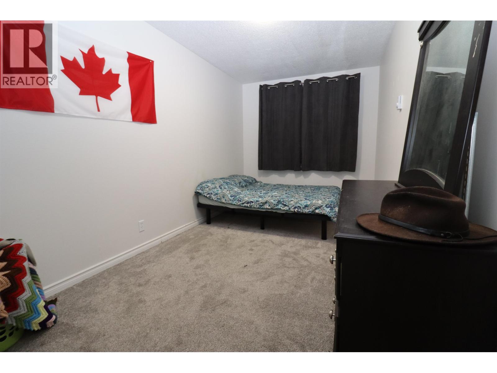 2114 Strathcona Avenue Property Photo 12