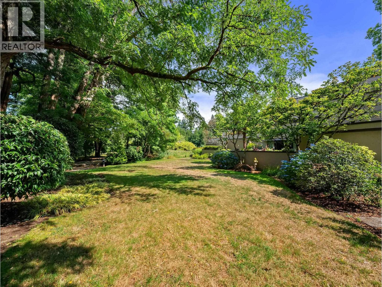 106 4900 Cartier Street Property Photo 35
