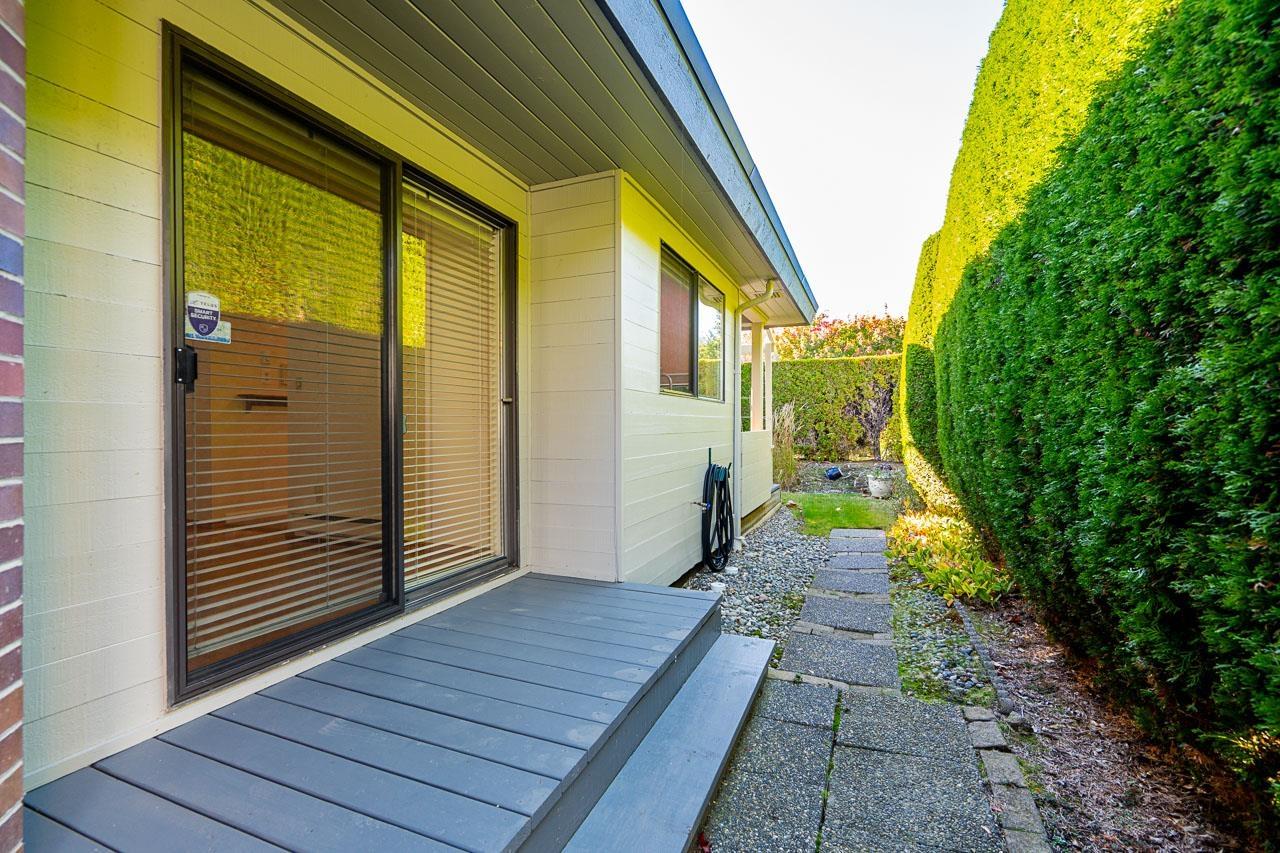 2 14217 18a Avenue Property Photo 38
