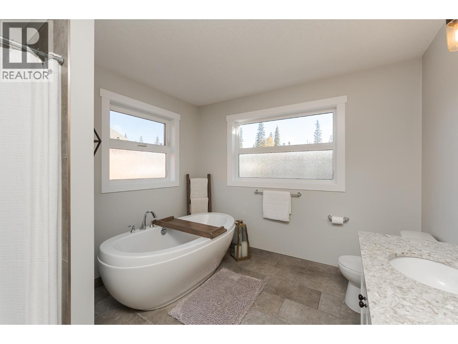 7661 Creekside Way Property Photo 26