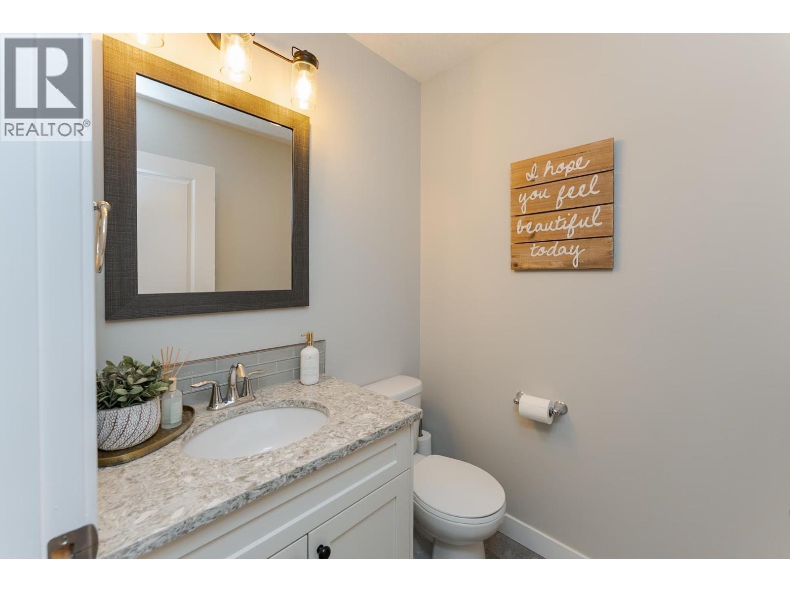7661 Creekside Way Property Photo 28